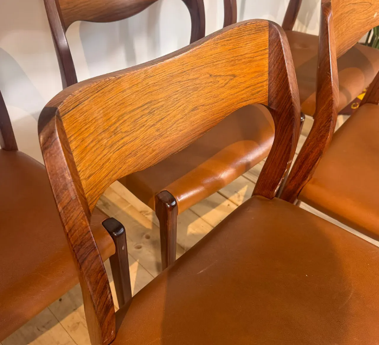 6 sedie Model 71 di Niels Otto Møller, anni ’60 4
