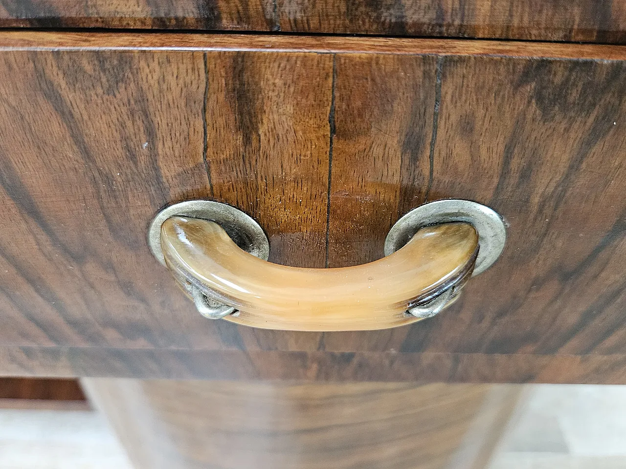 Art Deco dressing table in walnut root with mirror, 1940s 7