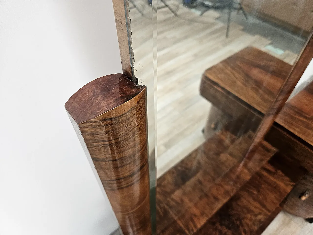 Art Deco dressing table in walnut root with mirror, 1940s 19