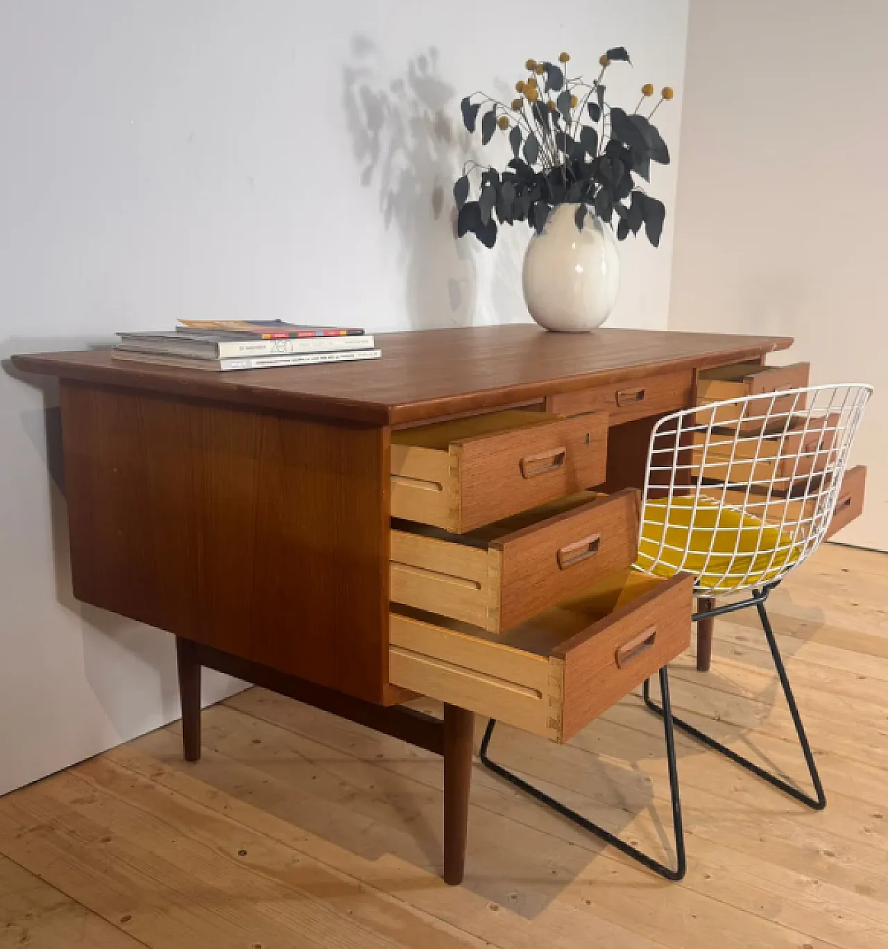 Scrittoio scandinavo in teak, anni ’60 2