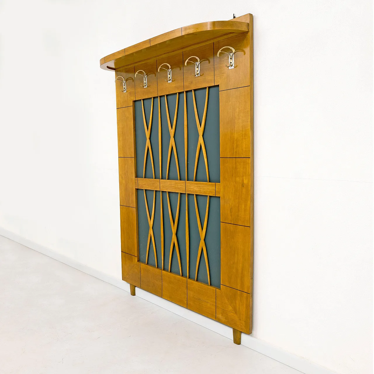 Appendiabiti Art Déco in acero nello stile di Paolo Buffa, anni '50 5