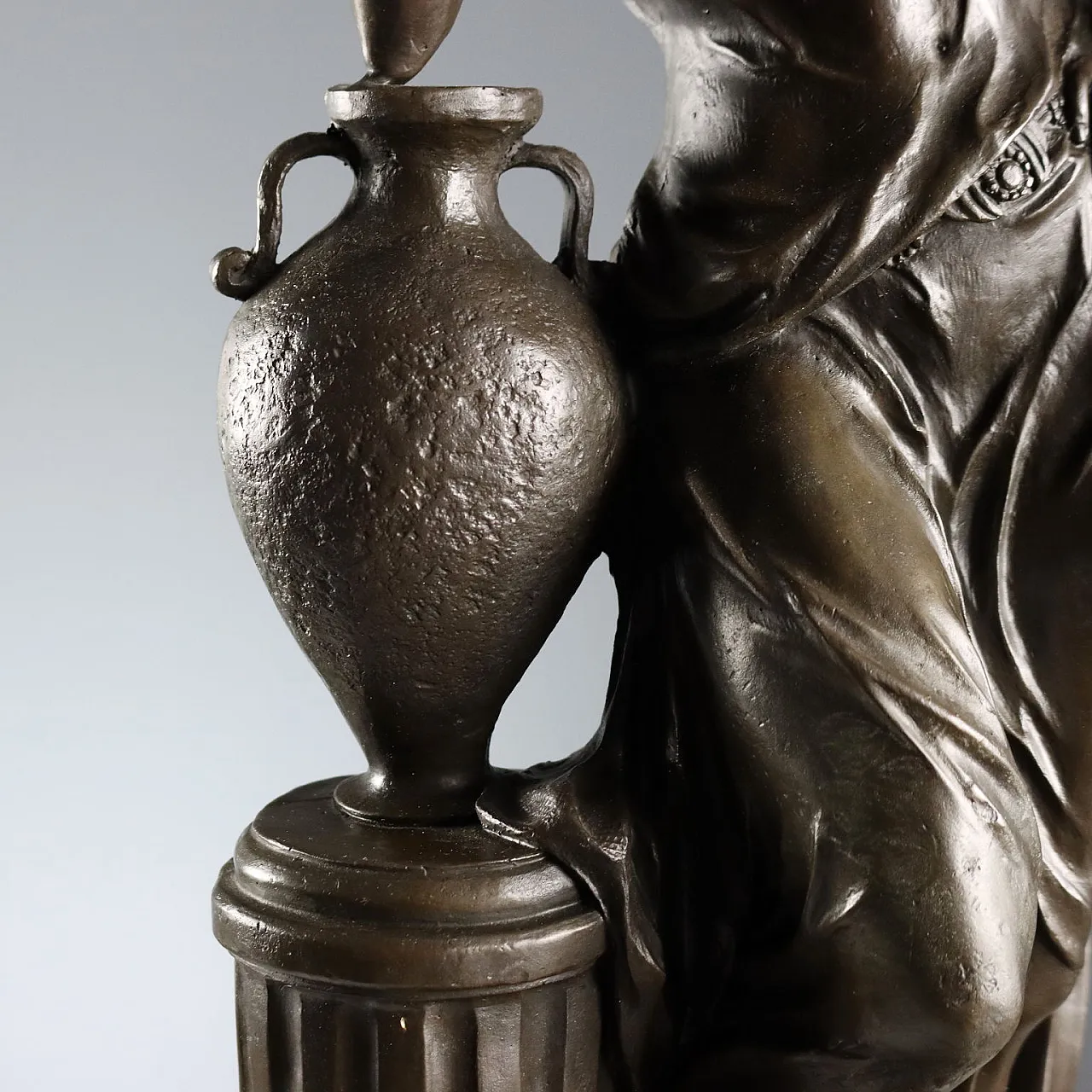 Female bronze figure by the Model of Emile Louis Picault, 20th century 5