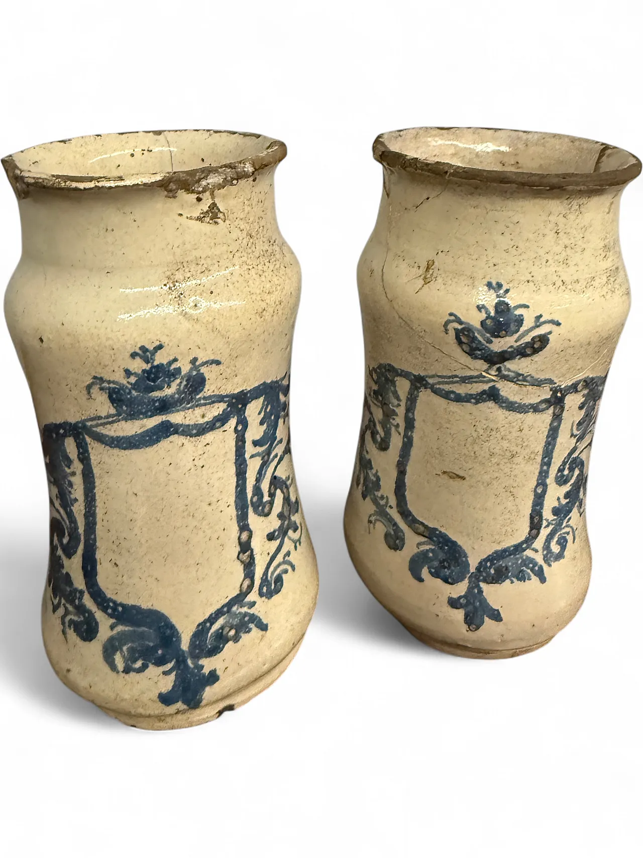 Pair of Albarelli noble coat of arms, 17th century 7