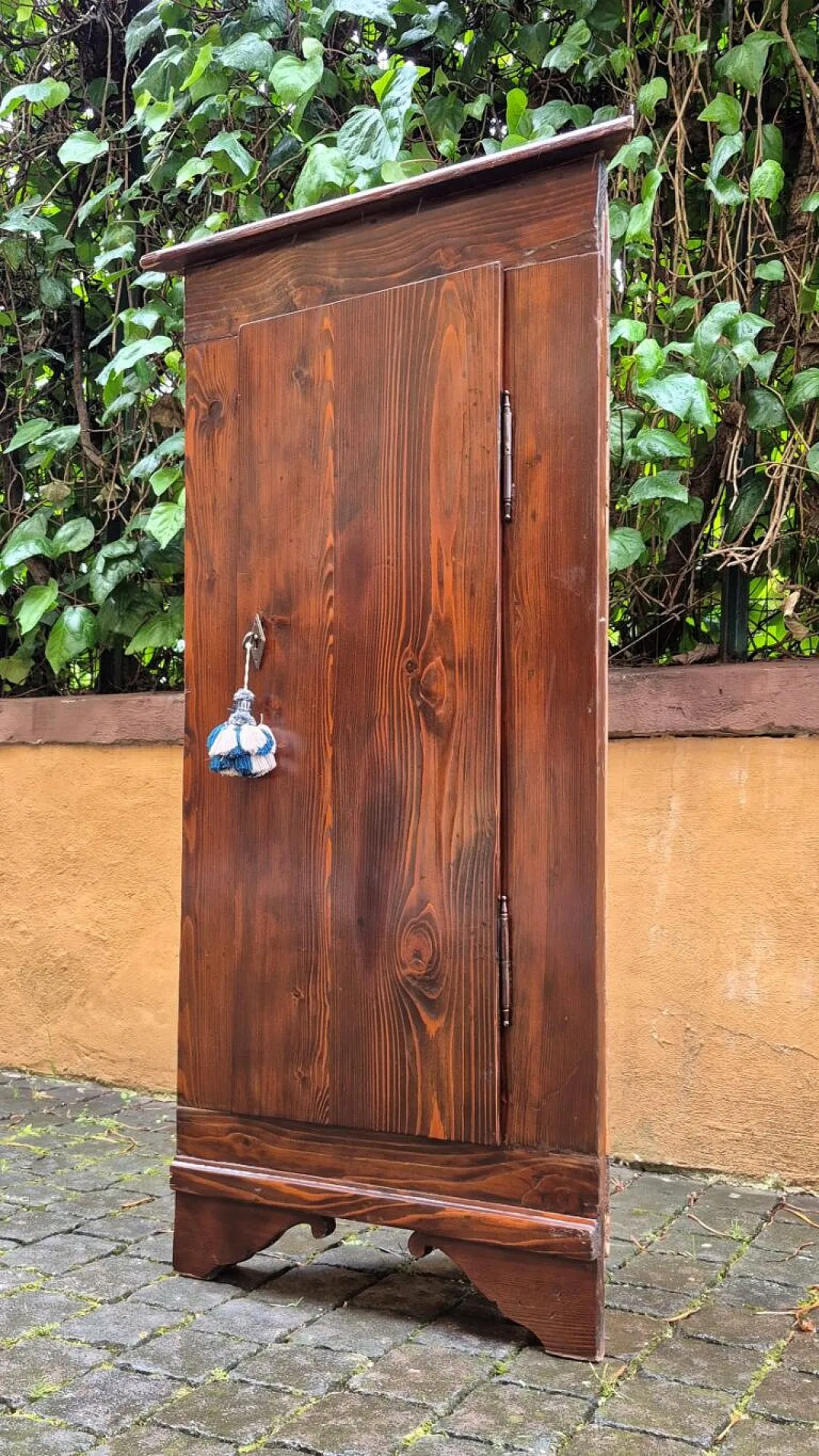 Cantonal pine corner panel, early 20th century 7