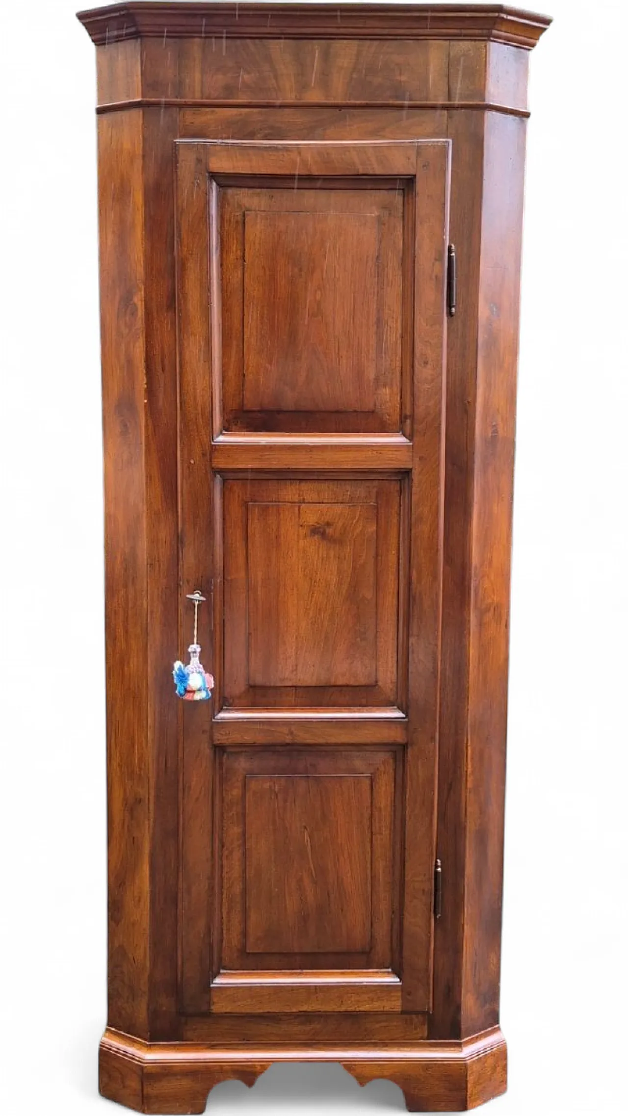 Cantonal walnut corner panel, late 19th century 7