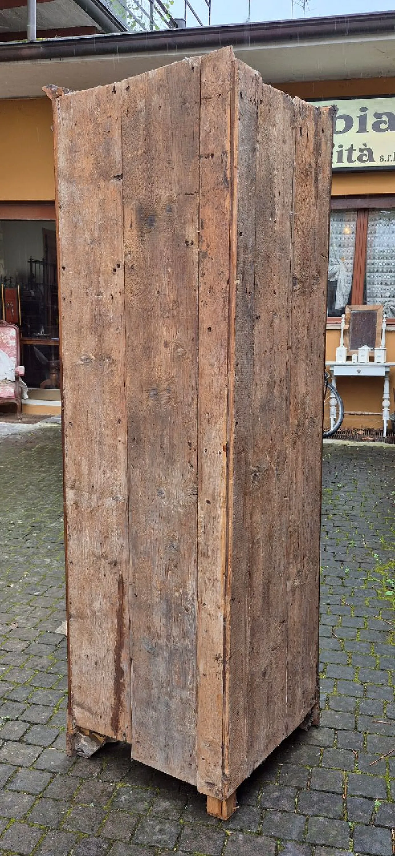 Cantonal walnut cornerboard, late 19th century 8