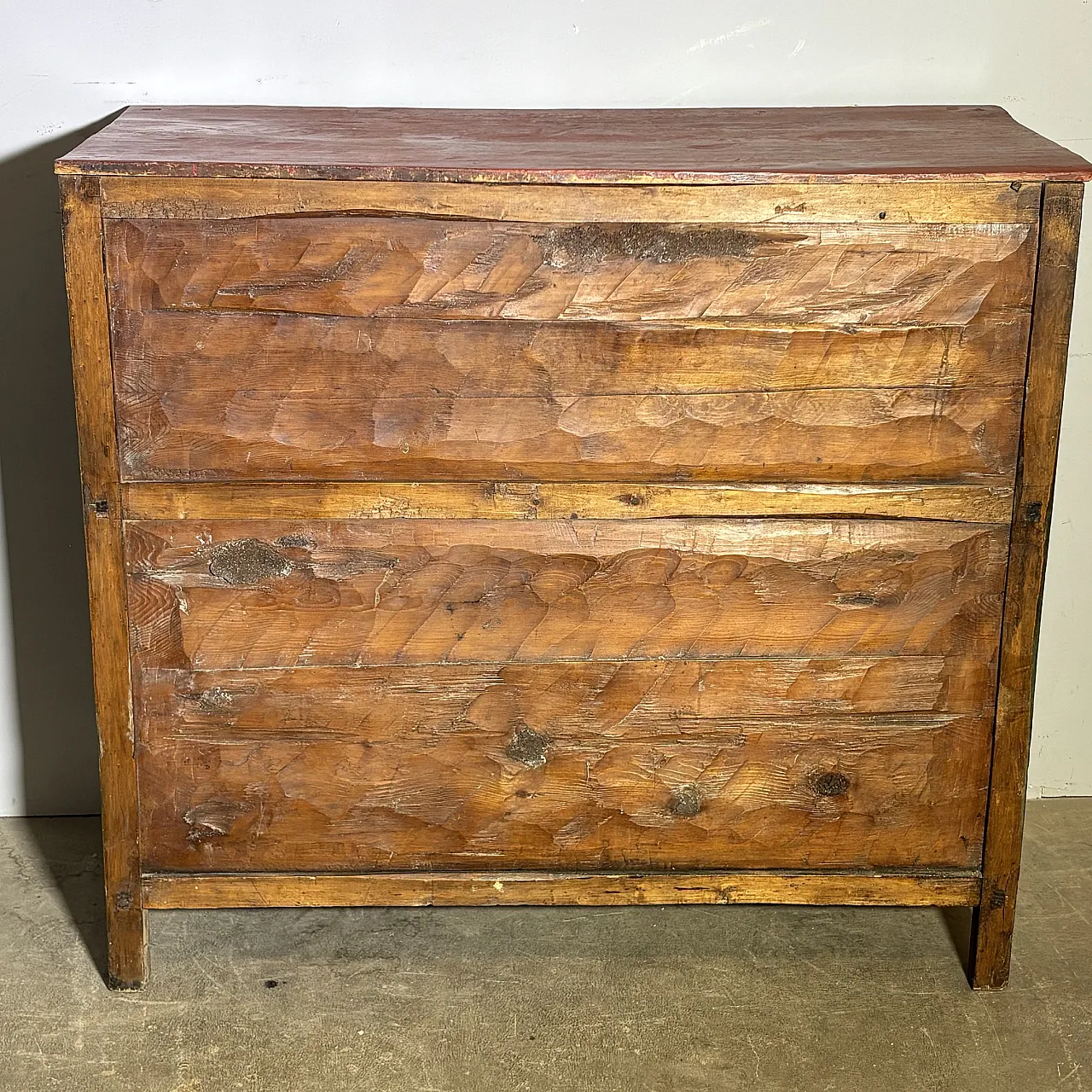 Tibetan sideboard in red and green lacquer, early 20th century 2