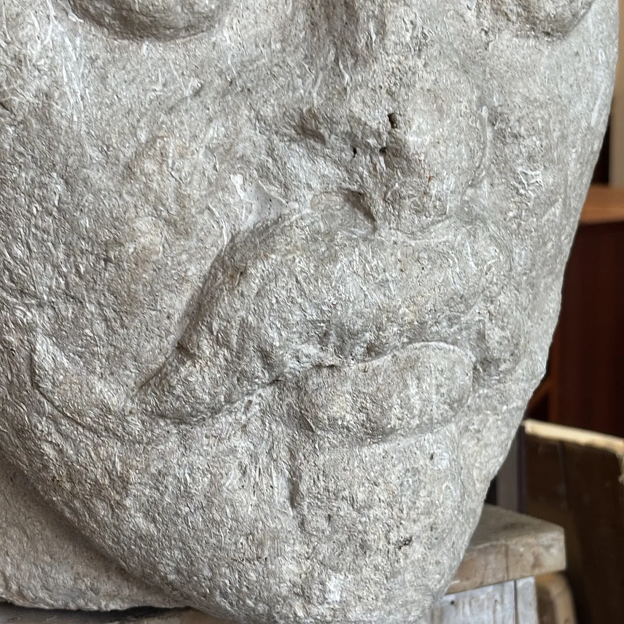 Stone head sculpture in Sicily, 17th century 9