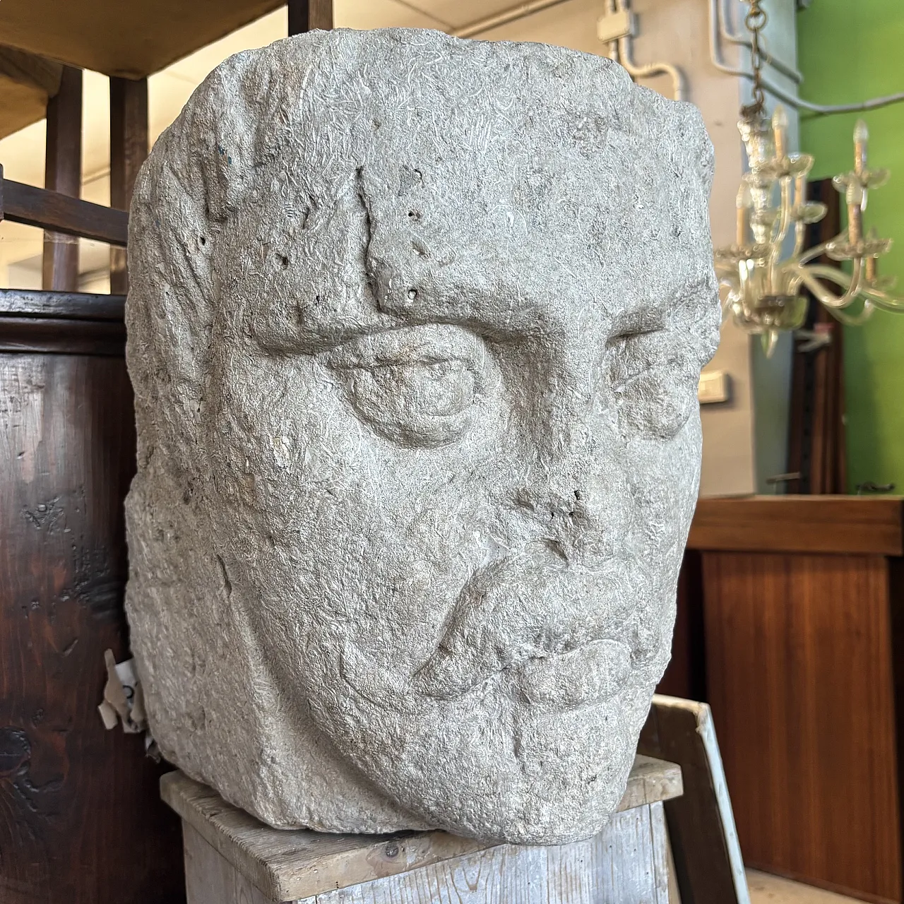 Stone head sculpture in Sicily, 17th century 19