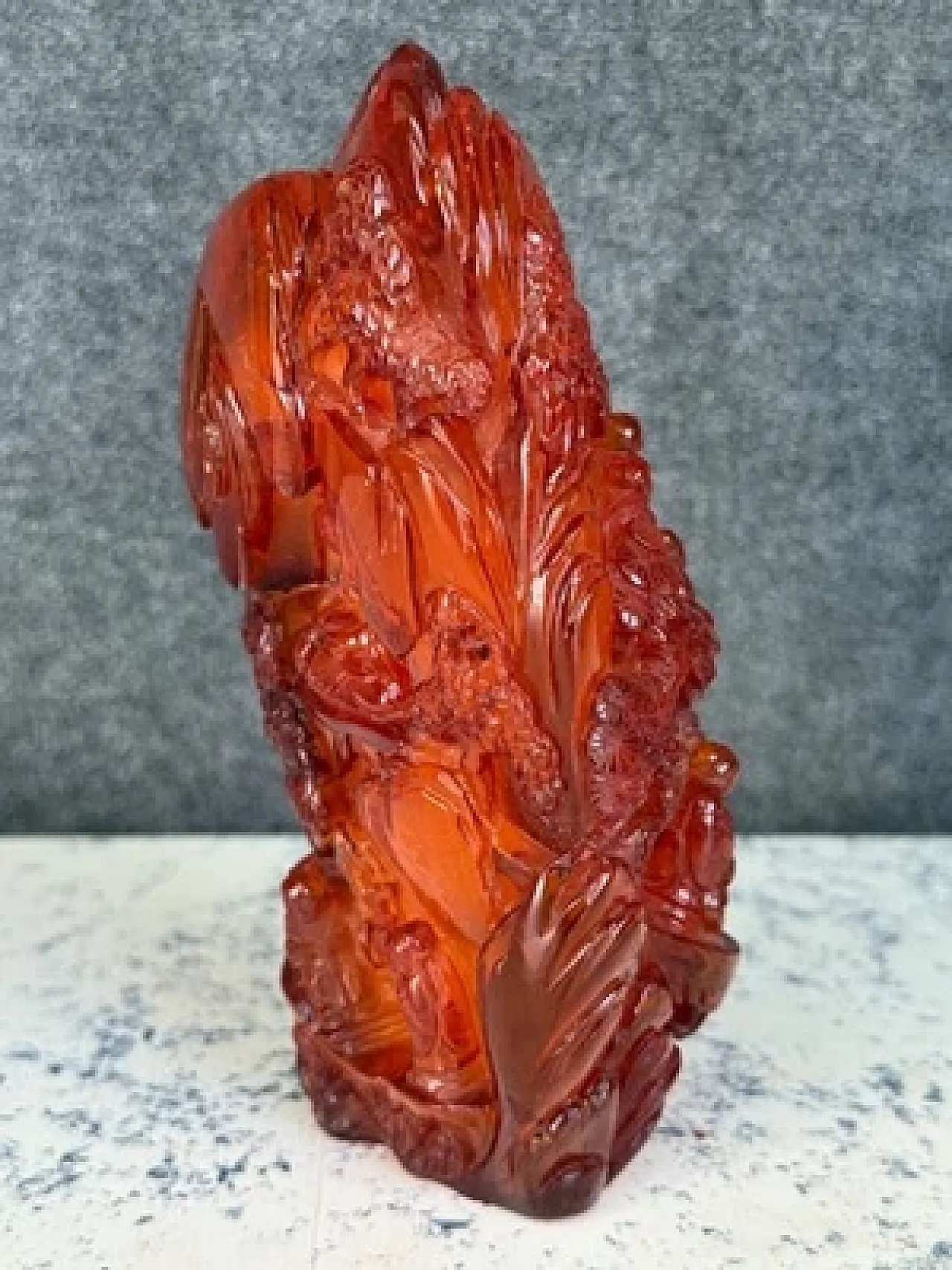 Antico paesaggio cinese scolpito in ambra con Buddha Dinastia Qing 7
