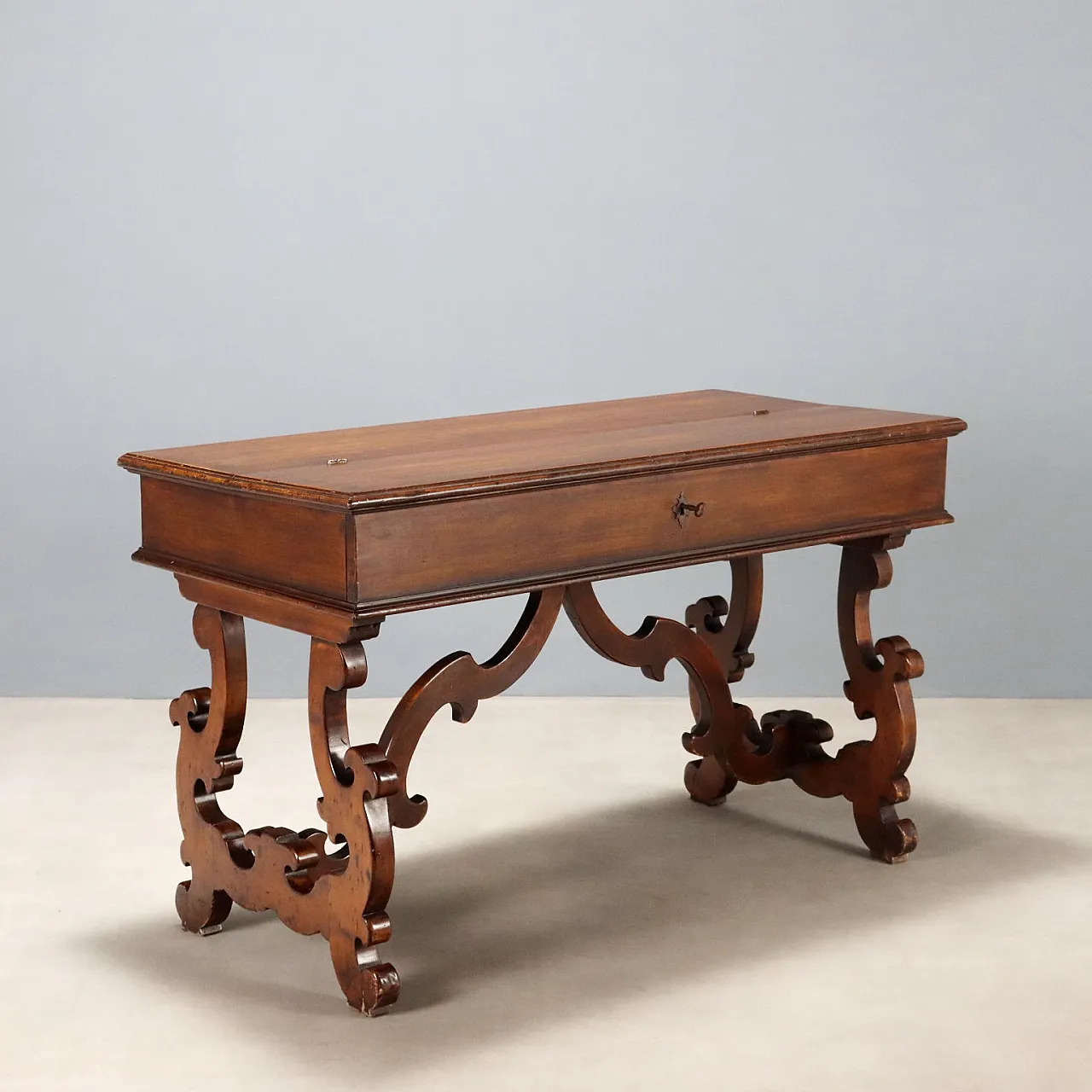 S. Filippo desk in walnut, mid-20th century 1