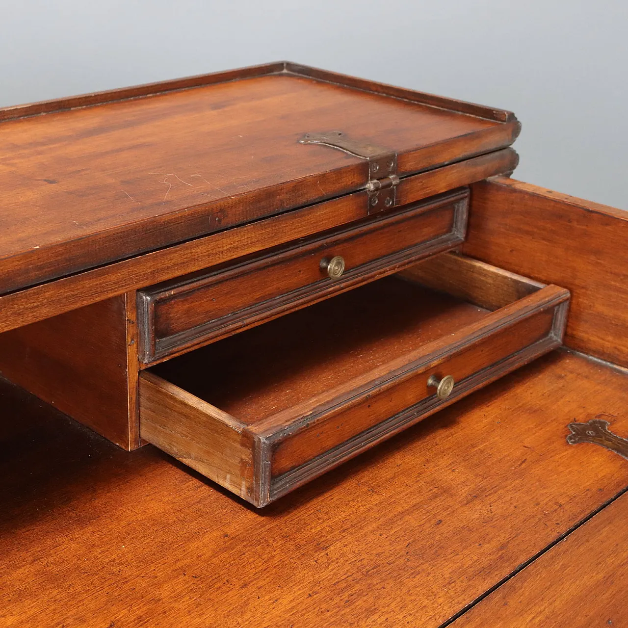 S. Filippo desk in walnut, mid-20th century 5