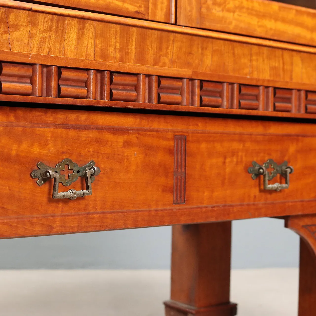 Citronnier display cabinet in Chinoiserie style, 19th century 7