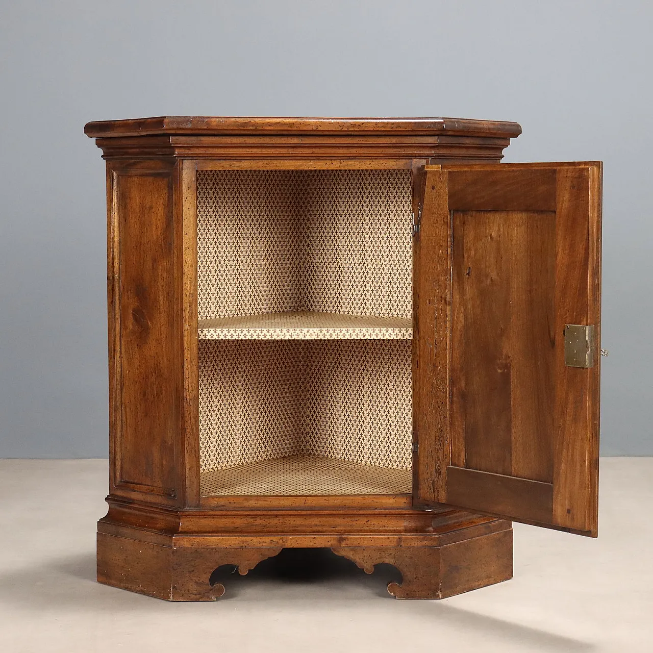 Baroque style corner unit in walnut, mid-20th century 4