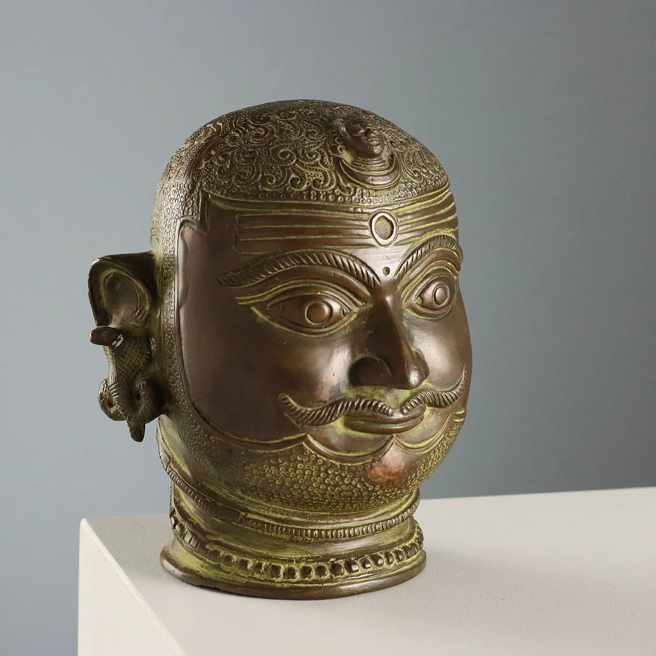 Lord Shiva Mukhalingam bronze head, 20th century 1