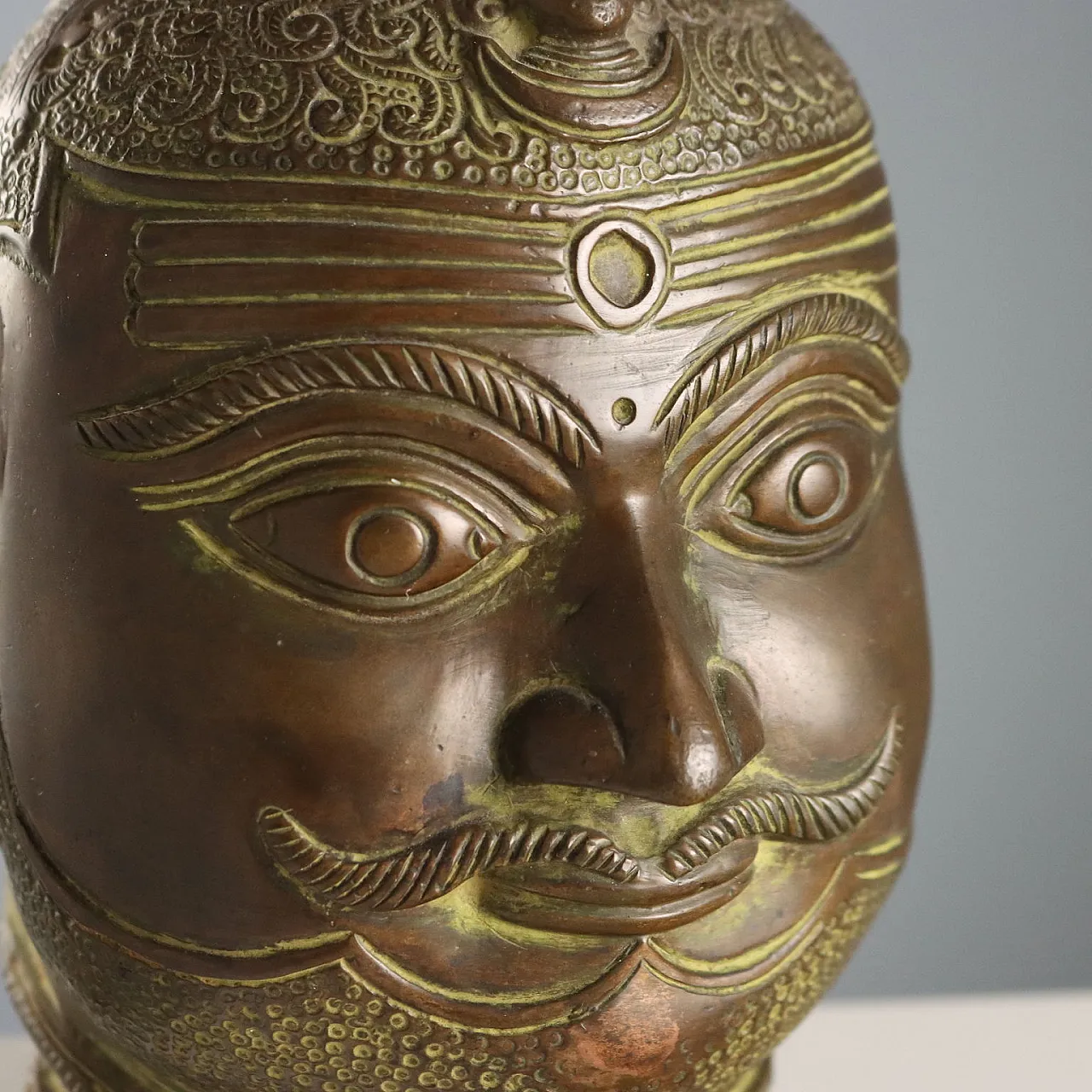 Lord Shiva Mukhalingam bronze head, 20th century 3