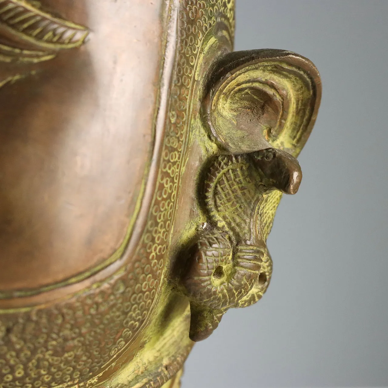 Lord Shiva Mukhalingam bronze head, 20th century 6