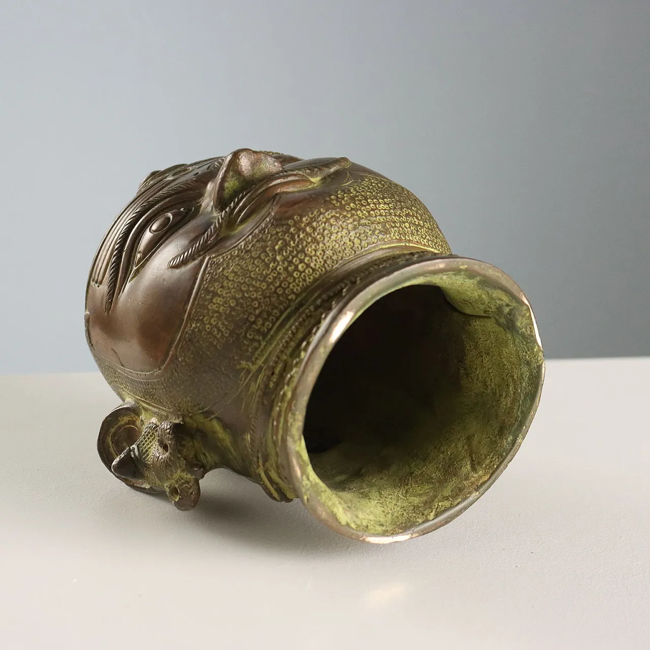 Lord Shiva Mukhalingam bronze head, 20th century 9