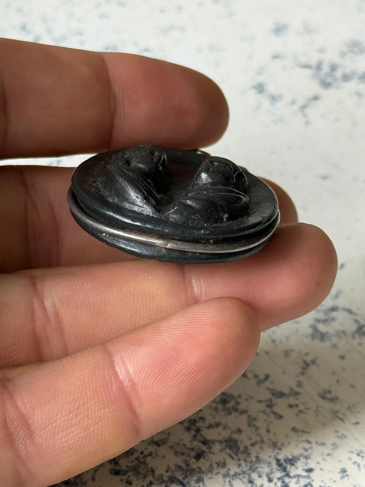 Antico pendente Medusa in argento romano Gorgoneion autentico 4