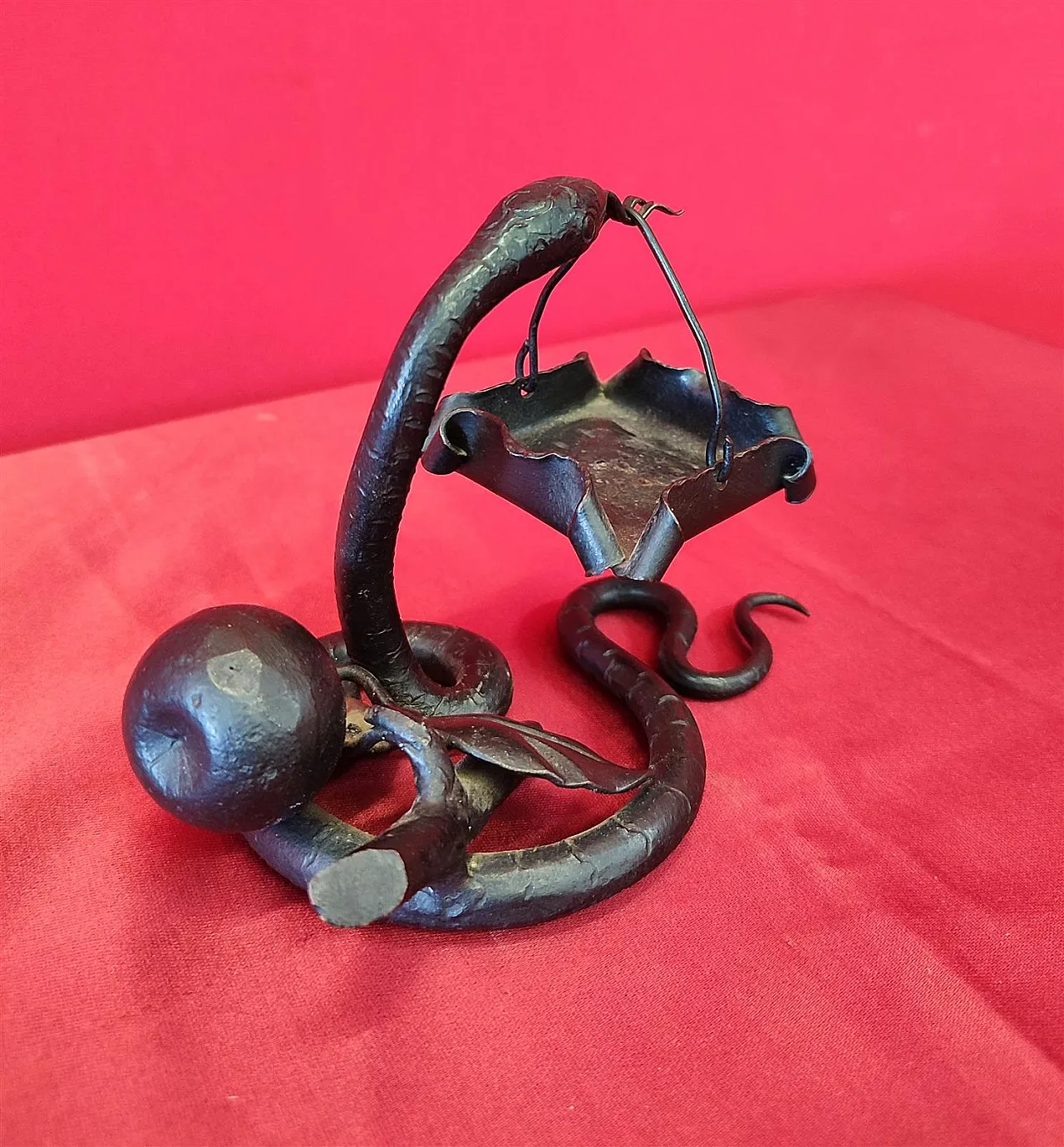 Wrought iron pocket watch holder, 20th century 2