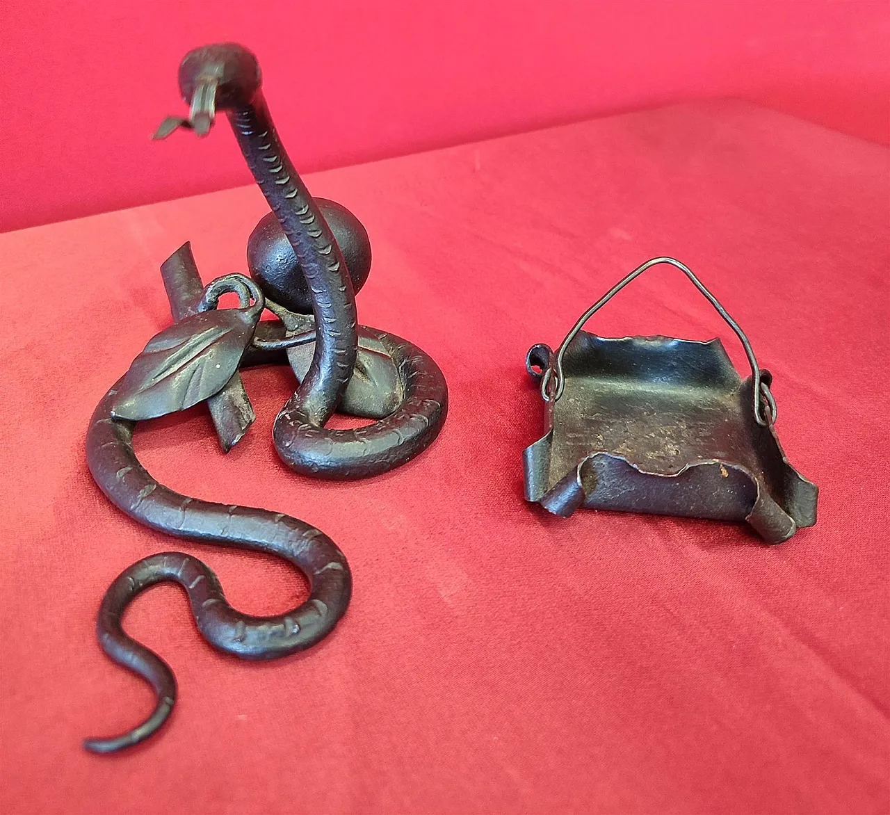 Wrought iron pocket watch holder, 20th century 4