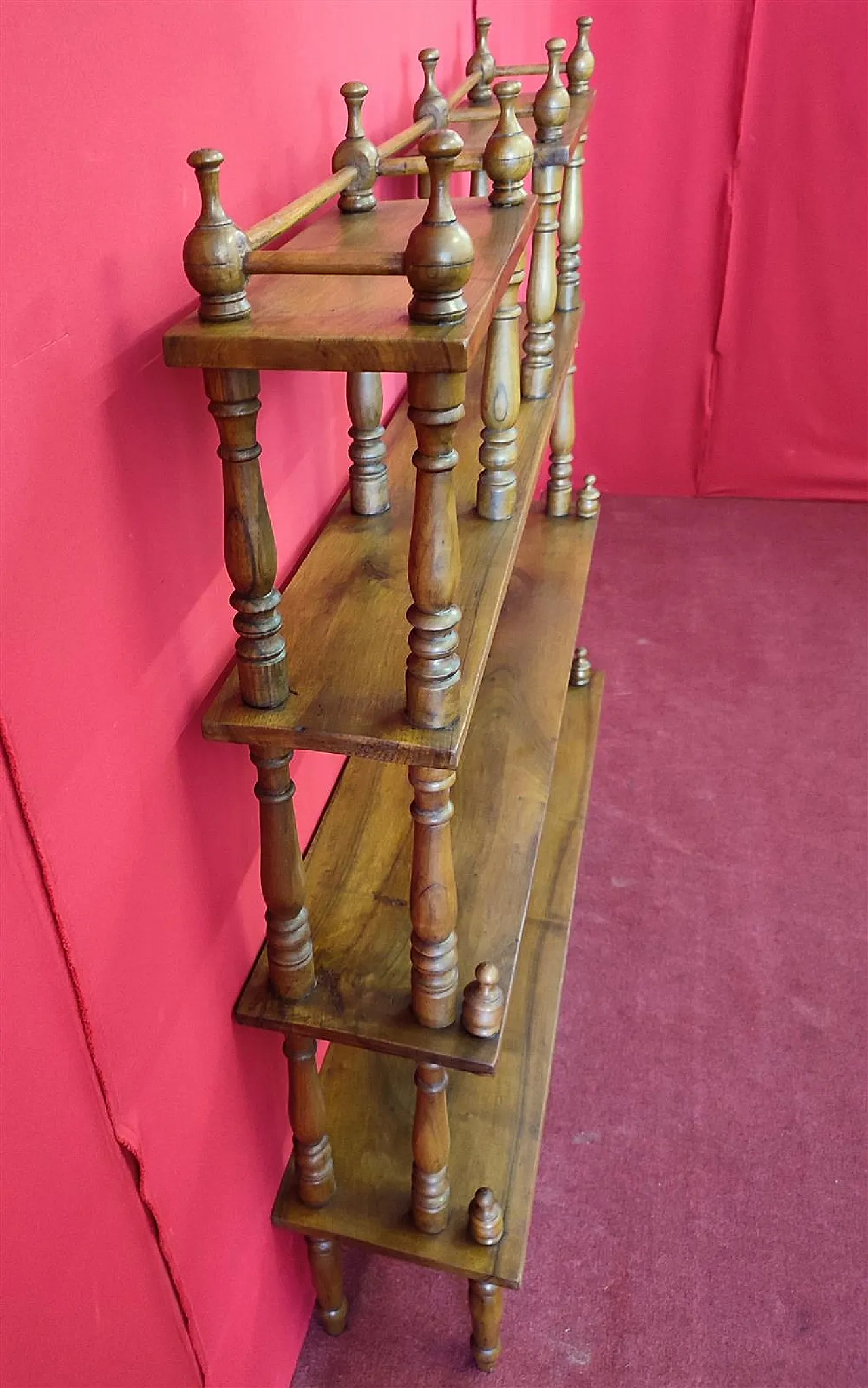 Walnut wood agere, 19th century 2