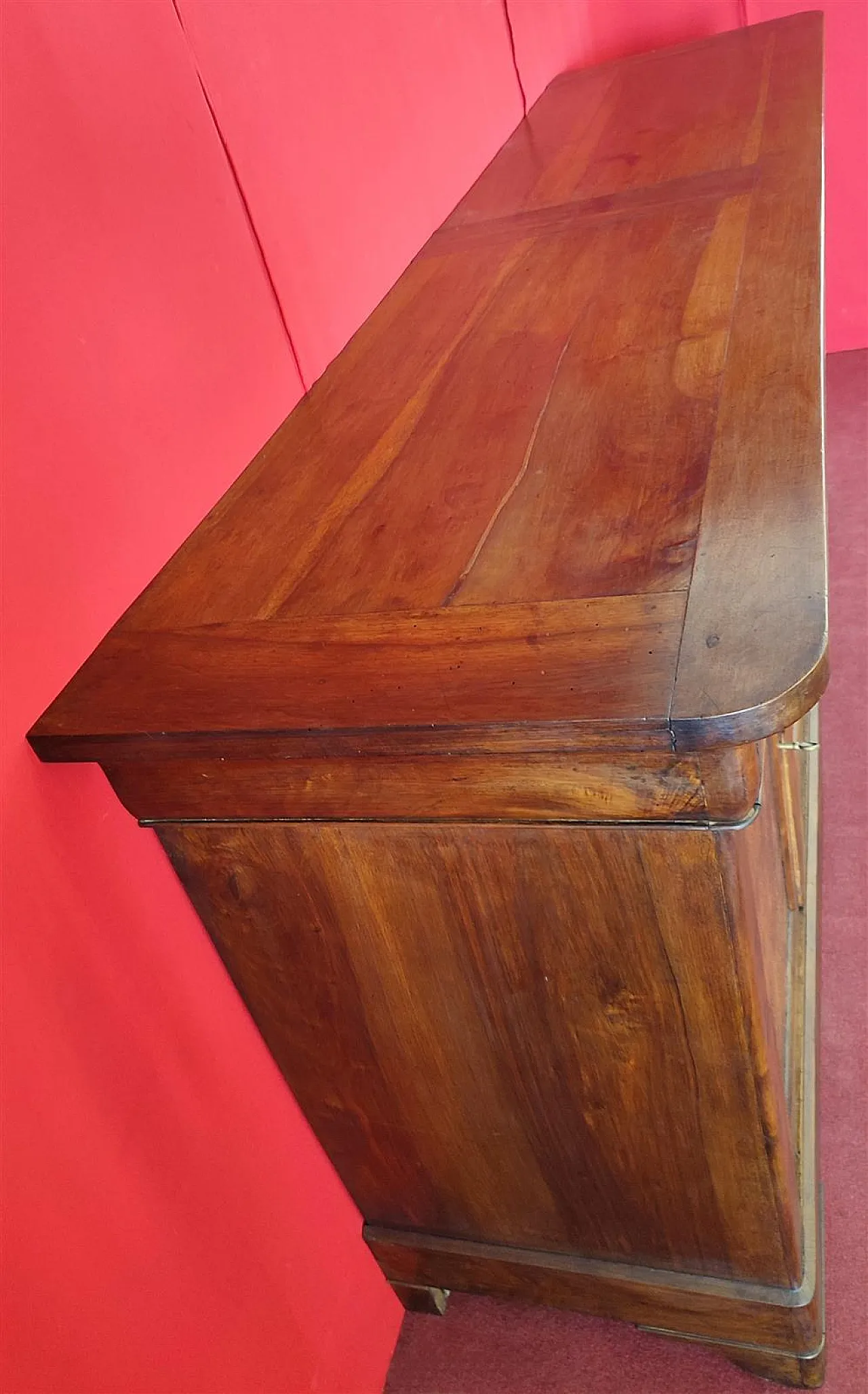 Walnut sideboard with four doors and three drawers, 19th century 3