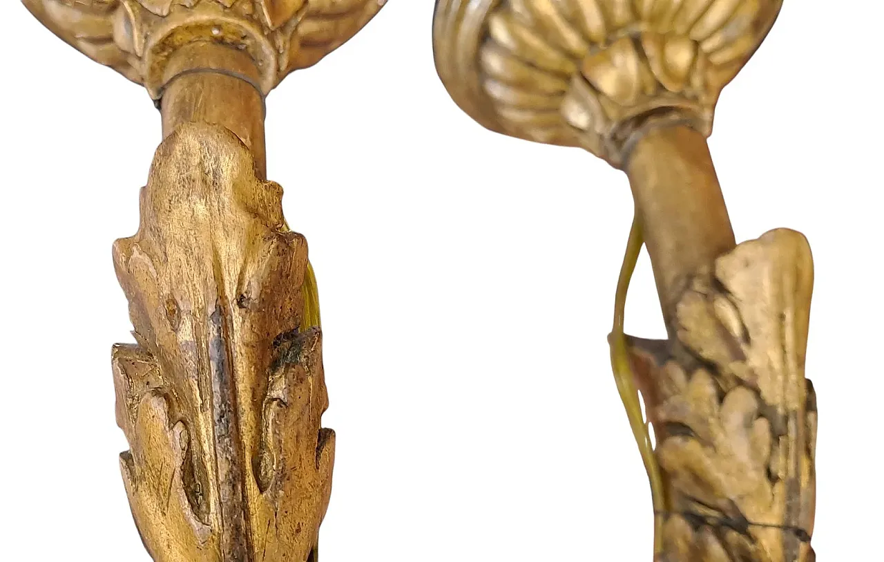 Pair of wall sconces in carved and gilded wood, 19th century 6
