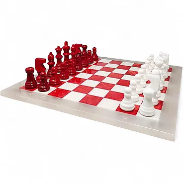 1970s Italian Volterra Alabaster Chess Set – Rare in Red & White. Made
