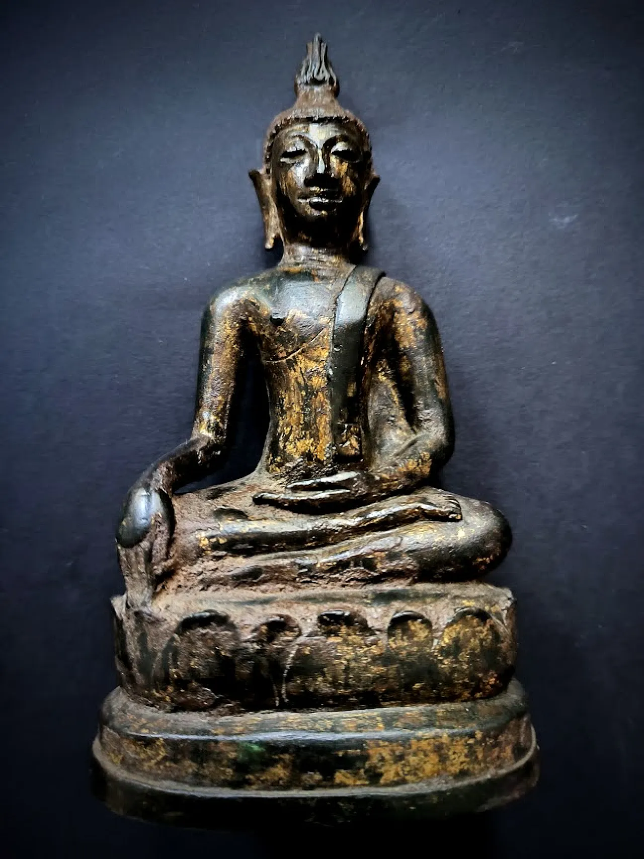 Shakyamuni bronze Buddha Thailand, 18th century 3