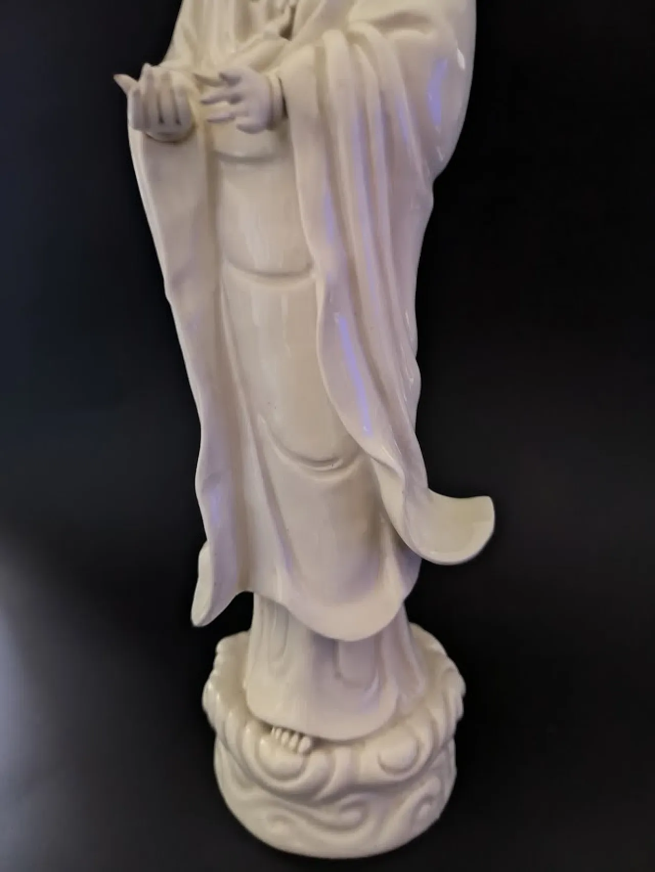 Figurina di Guanyin in porcellana Blanc de Chine, '800 3