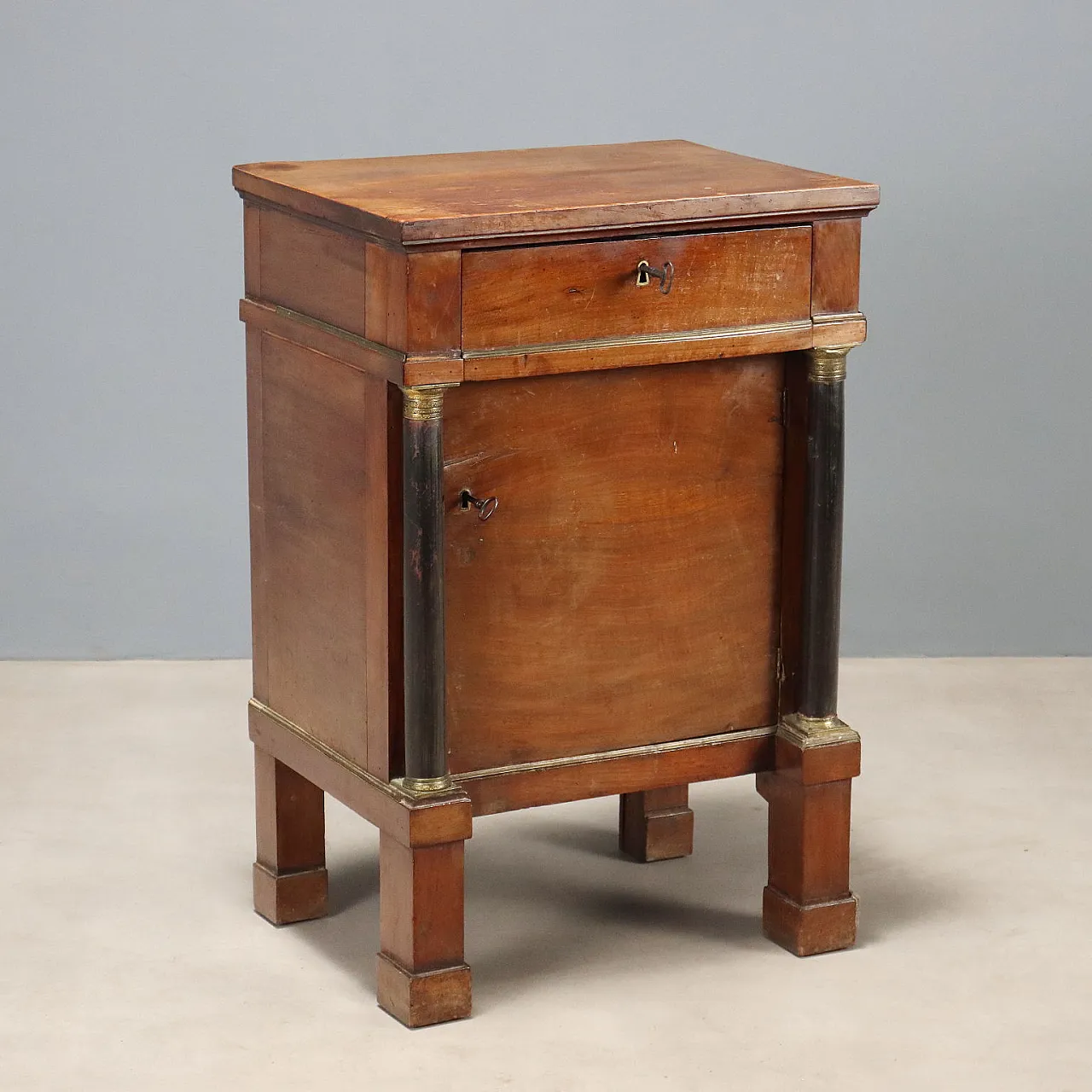 Empire bedside table in walnut, 19th century 1
