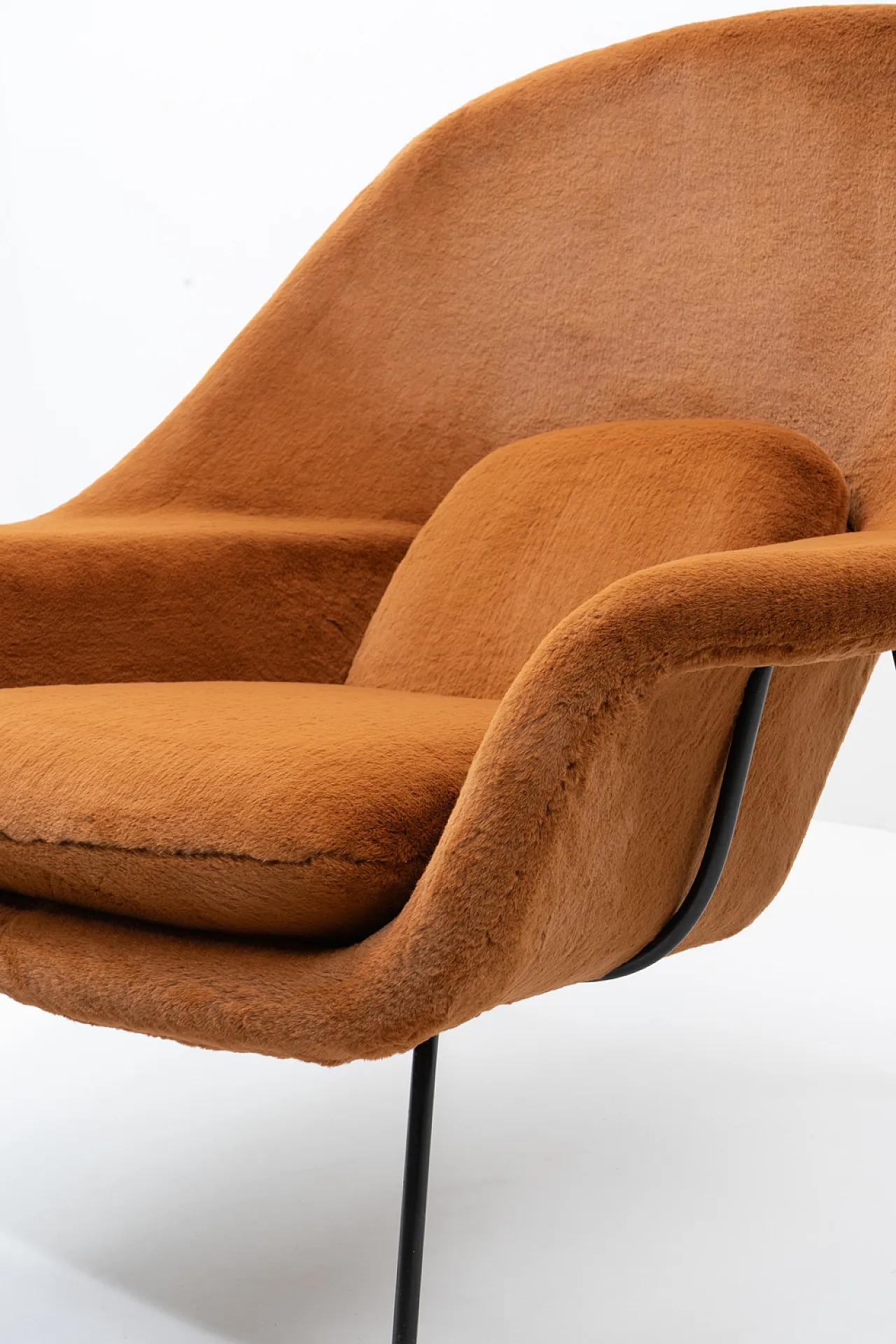 Classico del design: Womb Chair, Saarinen per Knoll, anni '60 7
