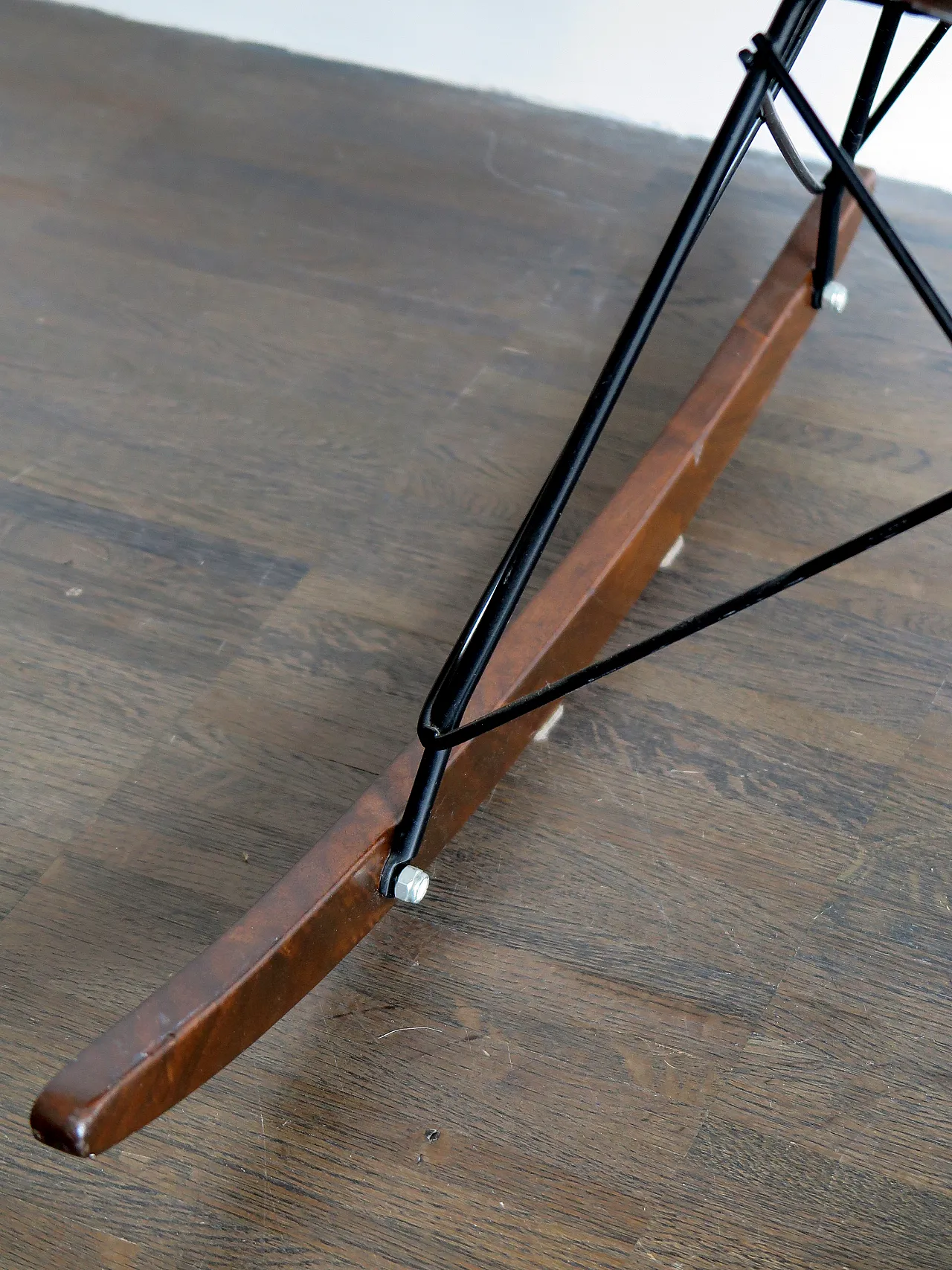 Sedia a dondolo della metà del secolo Designer Charles e Ray Eames per Herman Miller 3