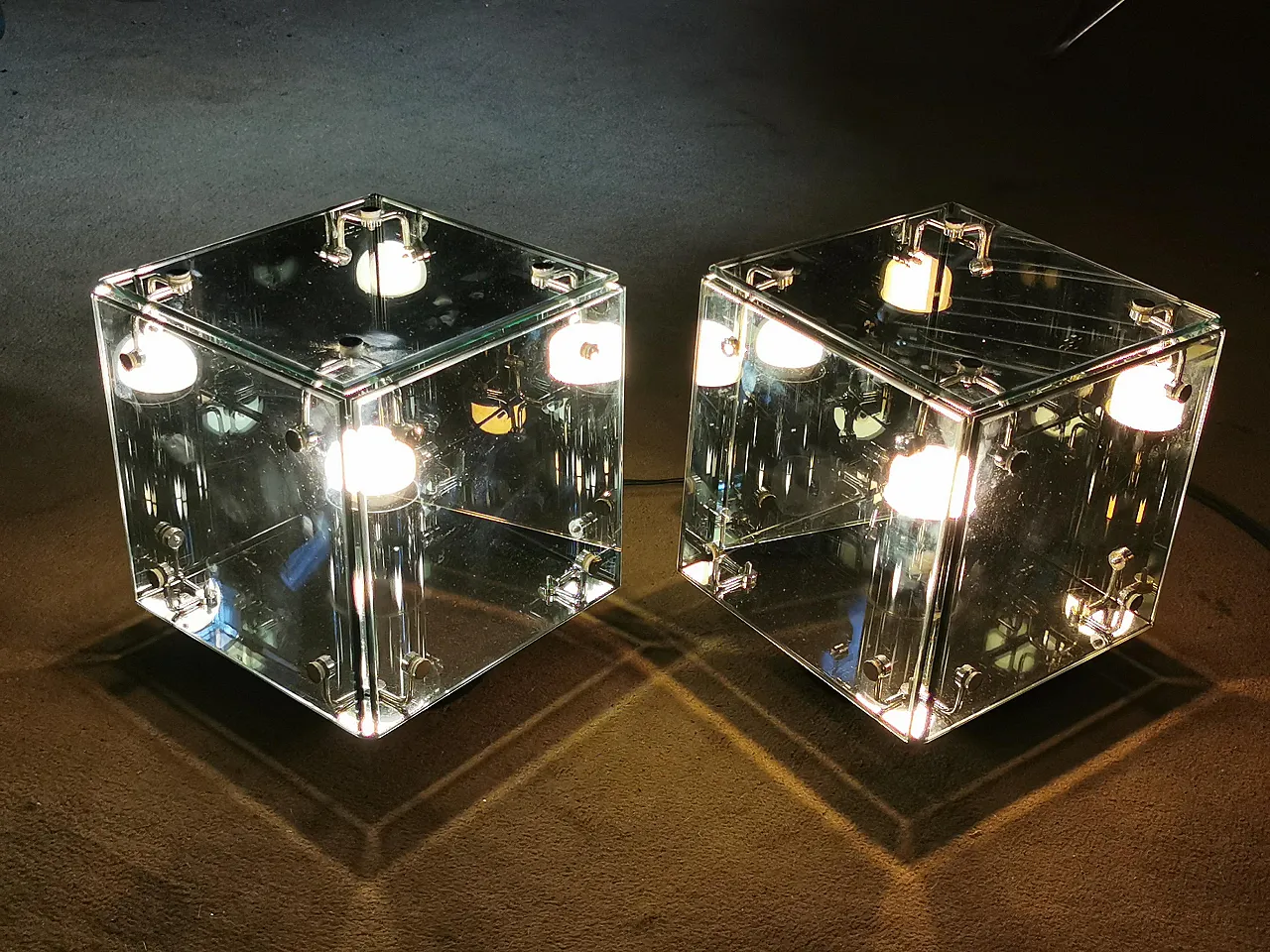 Nucleo Sormani optical lamp Pulsar by Studio Arditi, 1970s 9