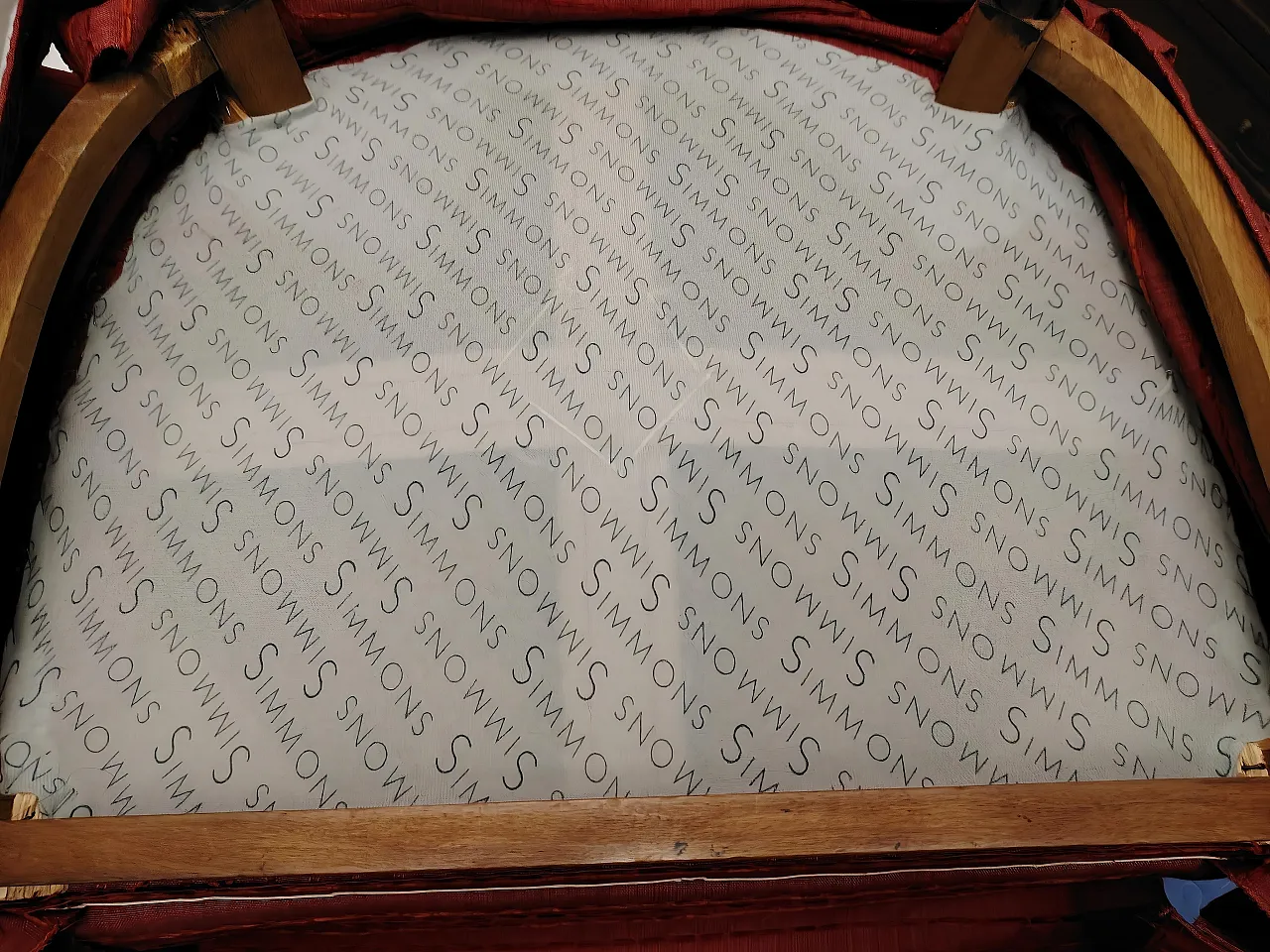 Poltrona con schienale a botte rossa, anni '50 6