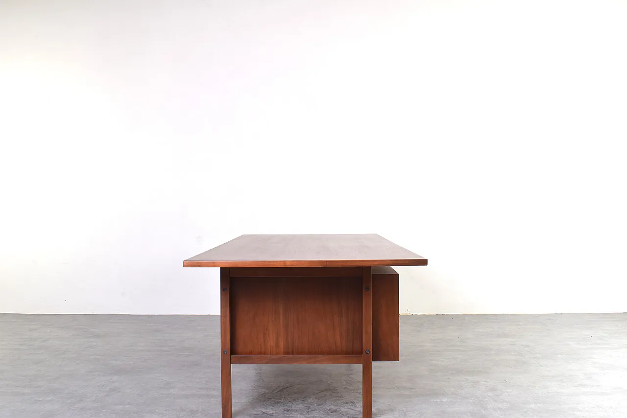 Mid-Century Large American Walnut Executive Desk 2