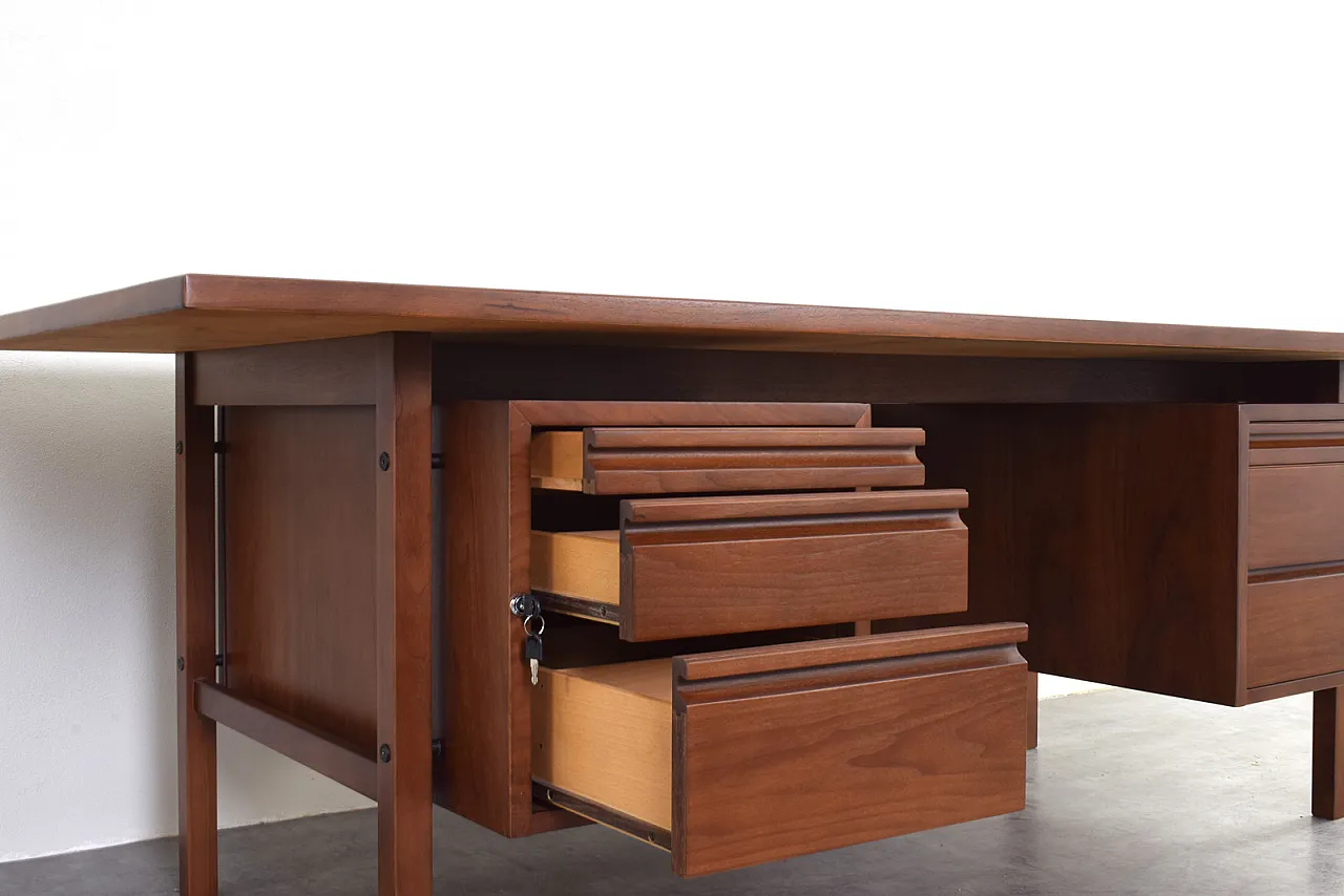 Mid-Century Large American Walnut Executive Desk 11