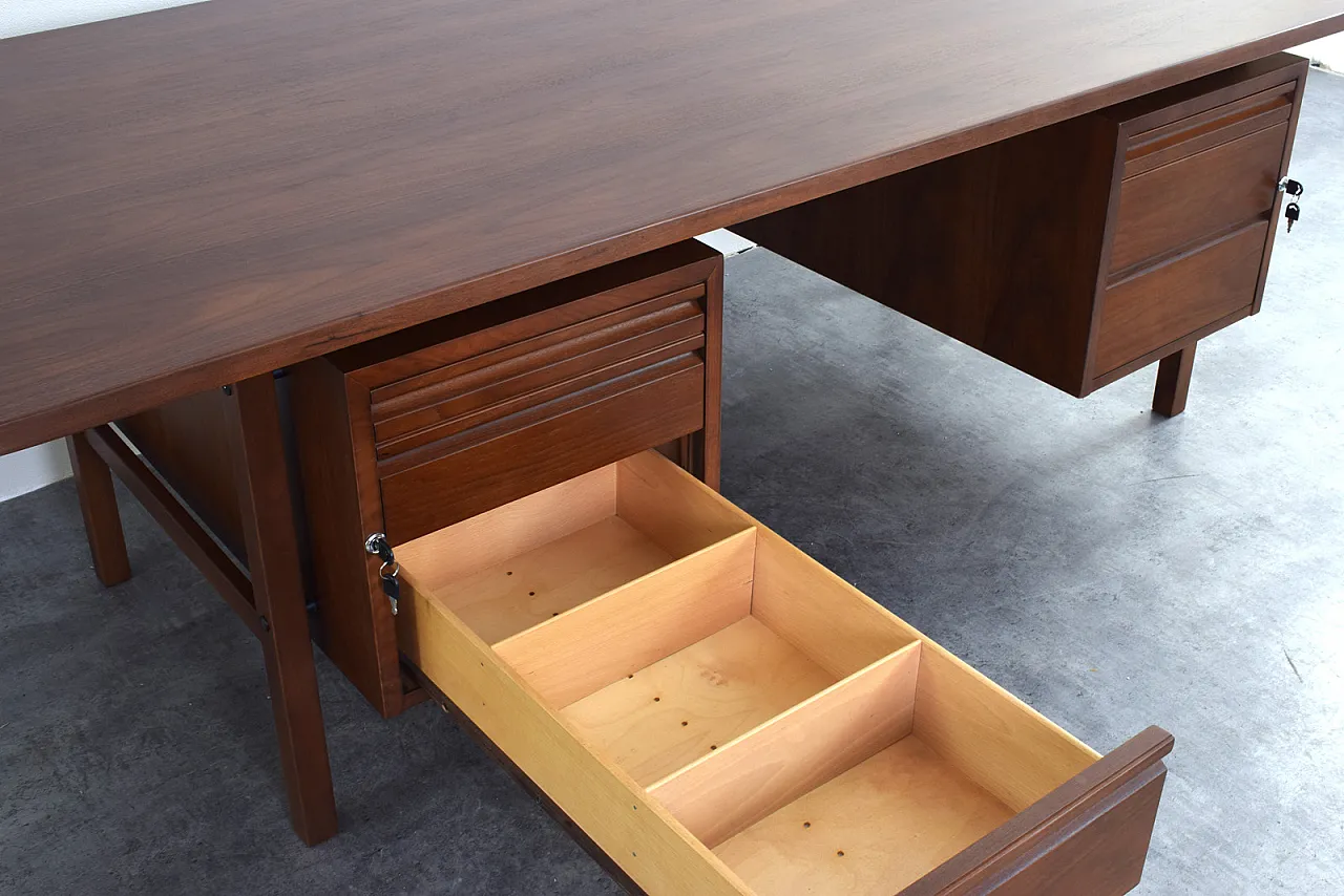 Mid-Century Large American Walnut Executive Desk 14