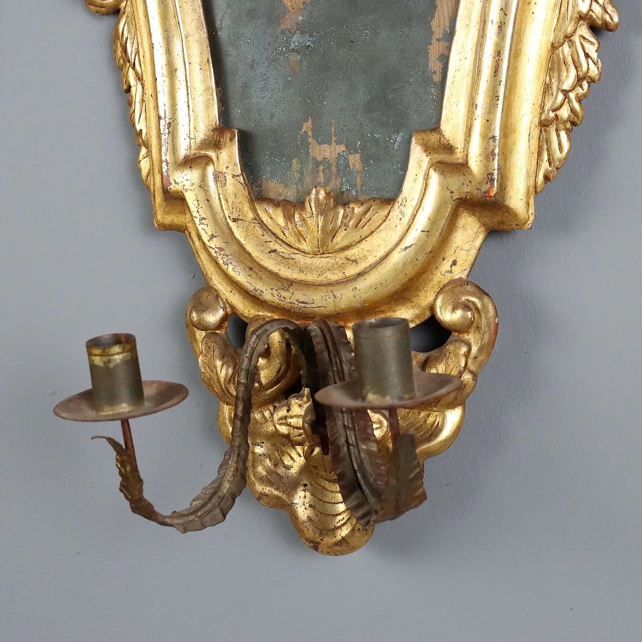 3 Fans in carved and mecca-gilded wood, 18th century 8