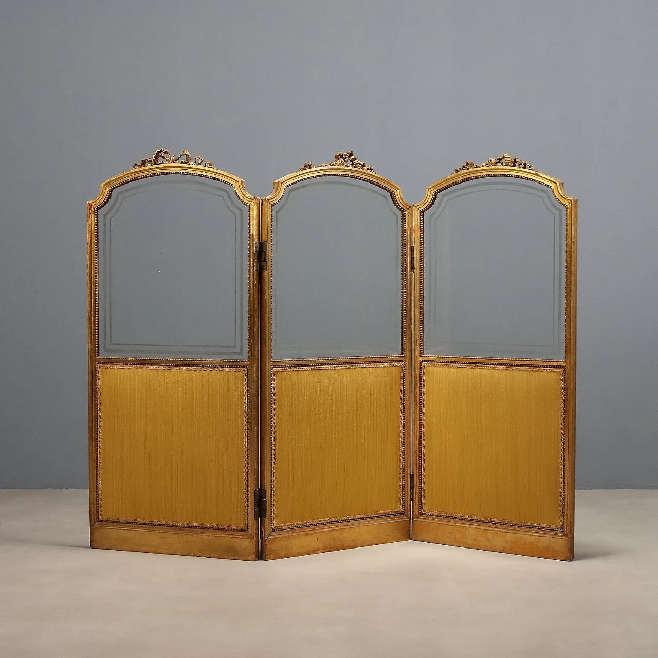 Golden wood screen, late 19th century 8