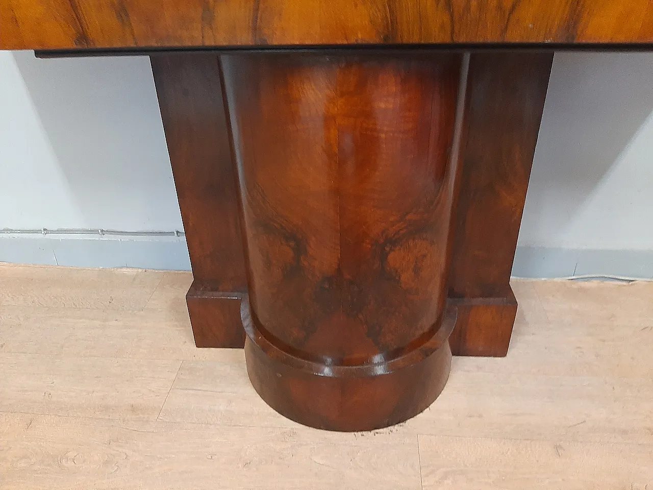 Grande consolle art deco in noce e radica anni 30-40, 1 di una coppia 6