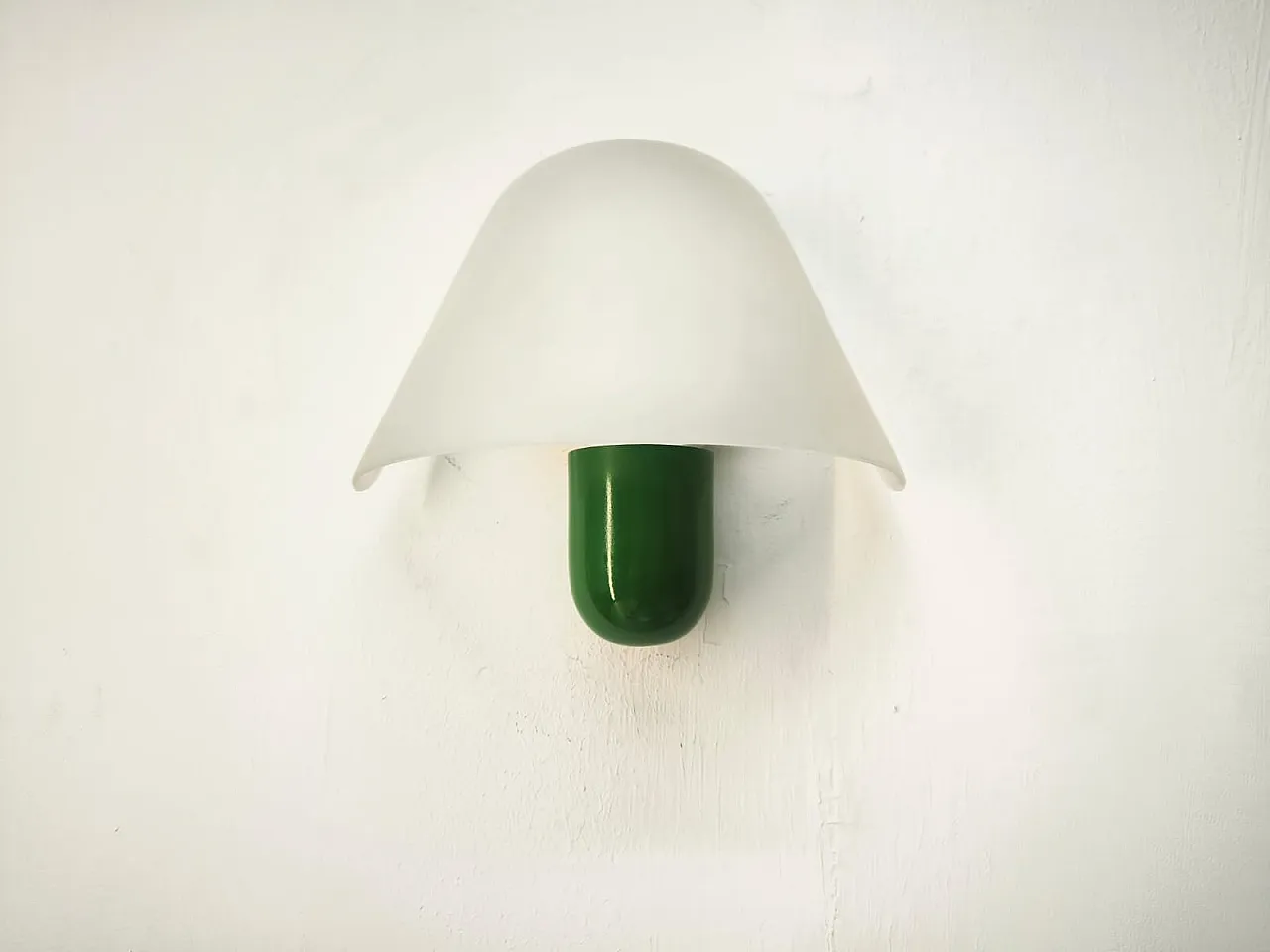 Lampada da parete verde di VeArt, anni '80 5