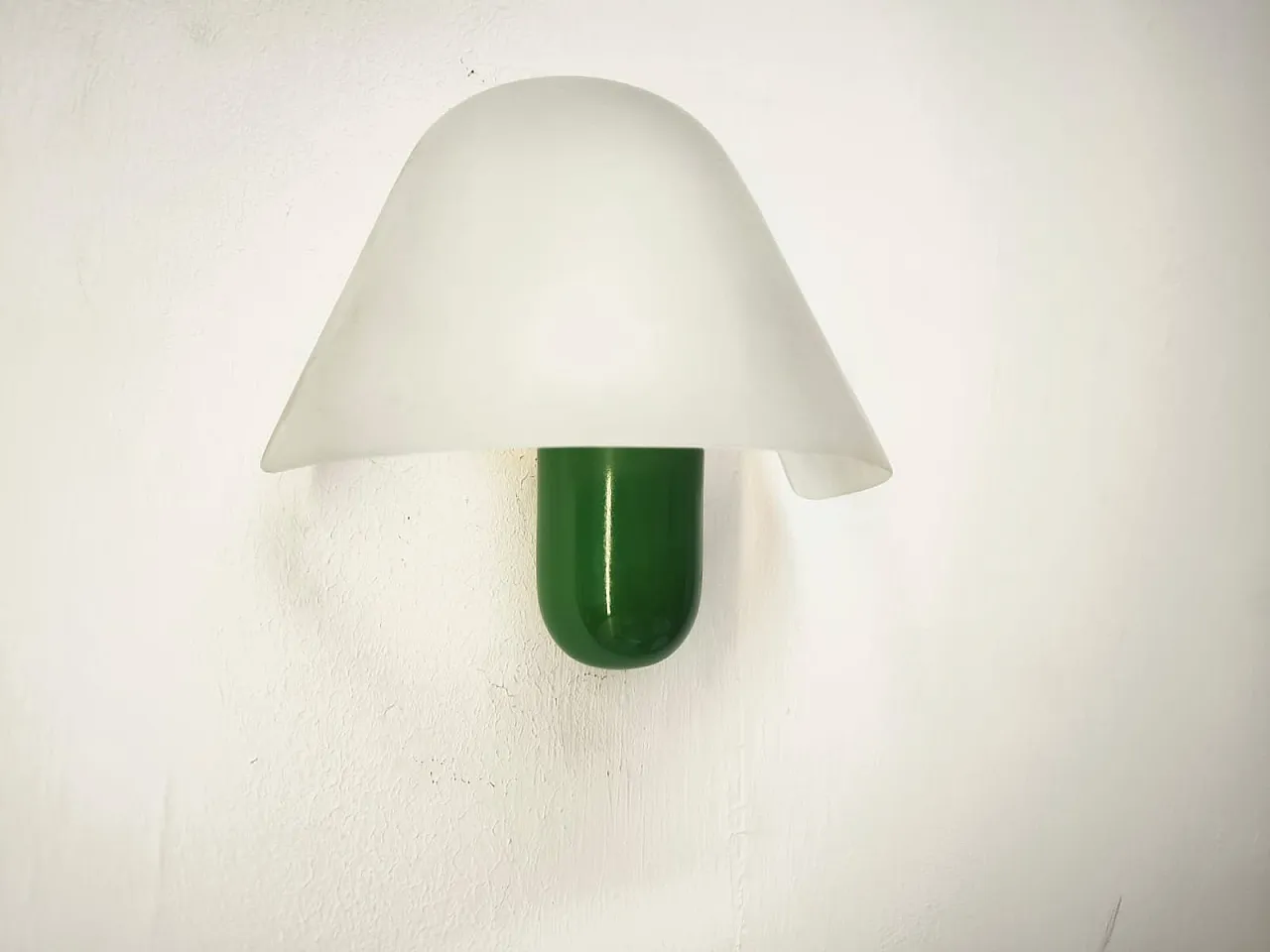 Lampada da parete verde di VeArt, anni '80 6