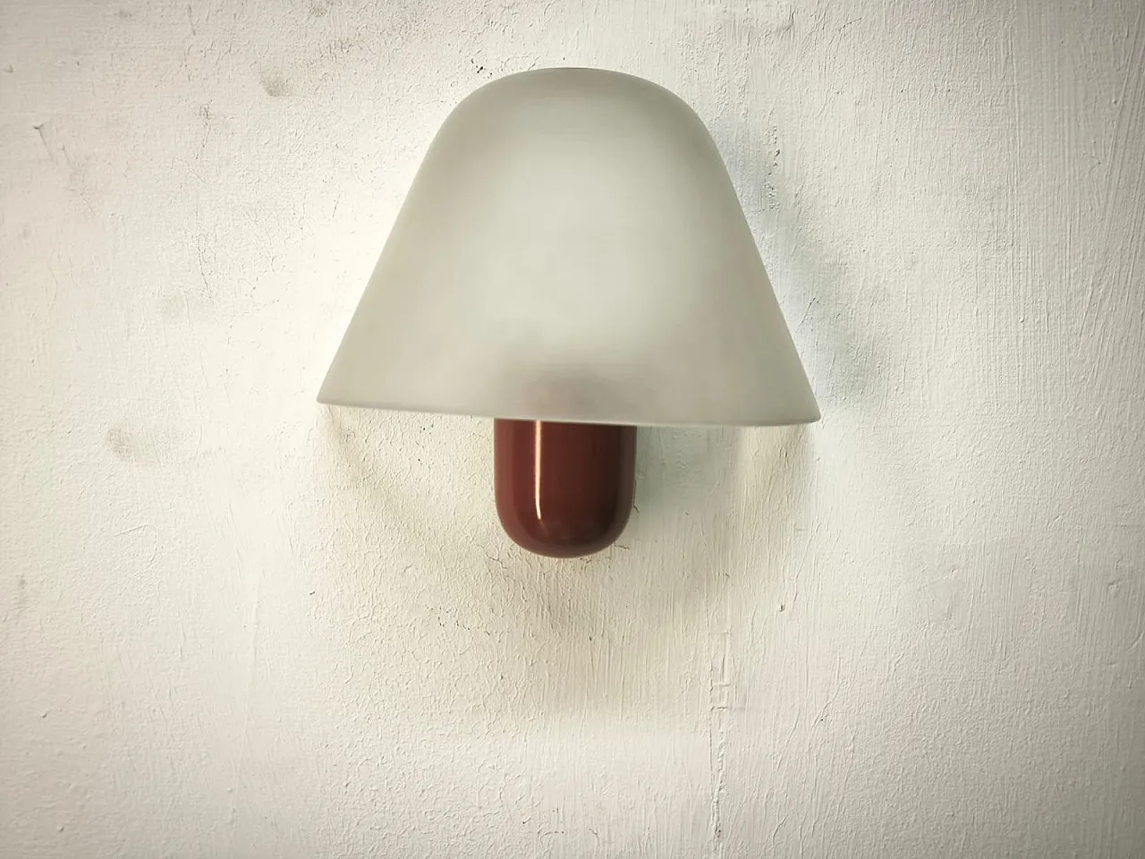 Lampada da parete rossa di Veart, anni '80 1