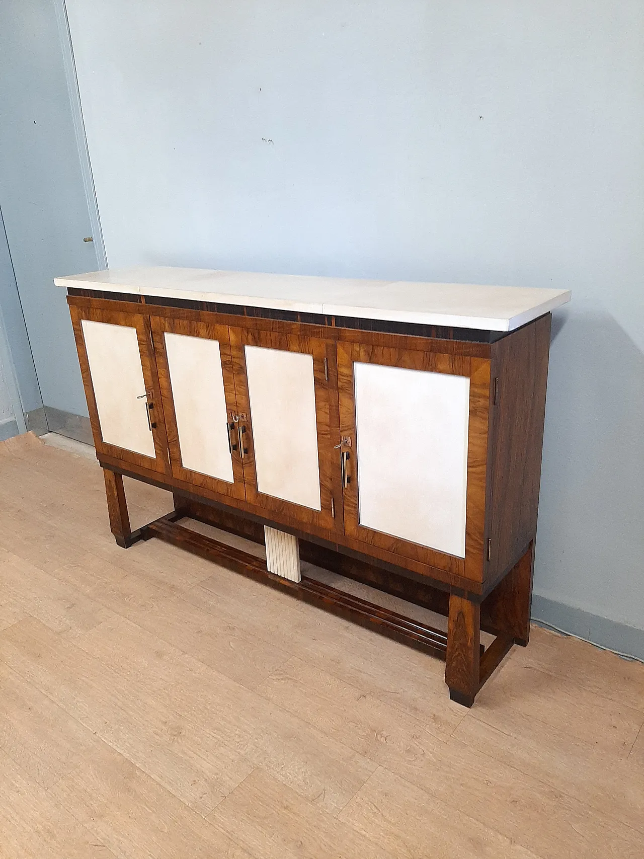 Credenza mobile alto art deco in radica di noce,ebano e pergamena 1940 2