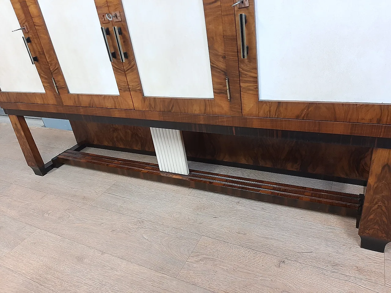 Credenza mobile alto art deco in radica di noce,ebano e pergamena 1940 7