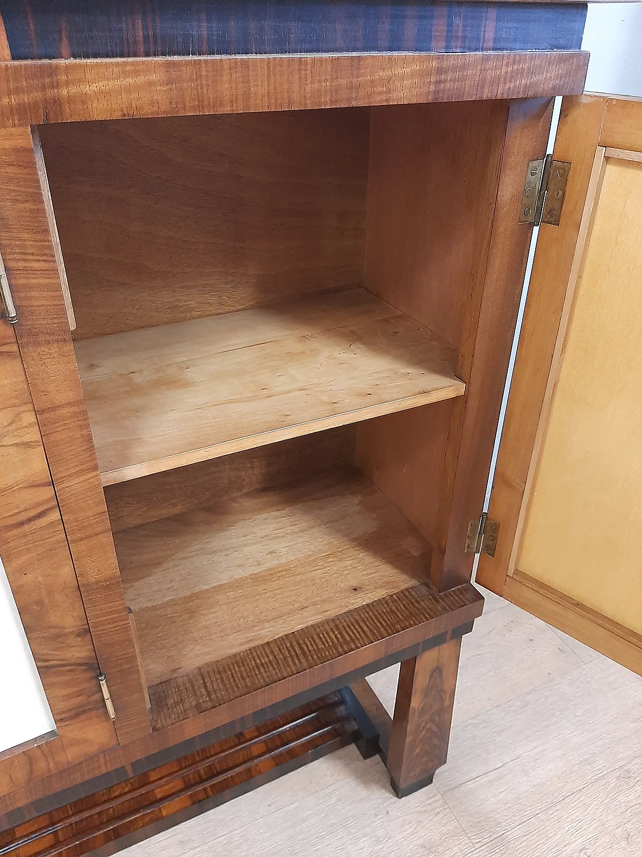 Credenza mobile alto art deco in radica di noce,ebano e pergamena 1940 13