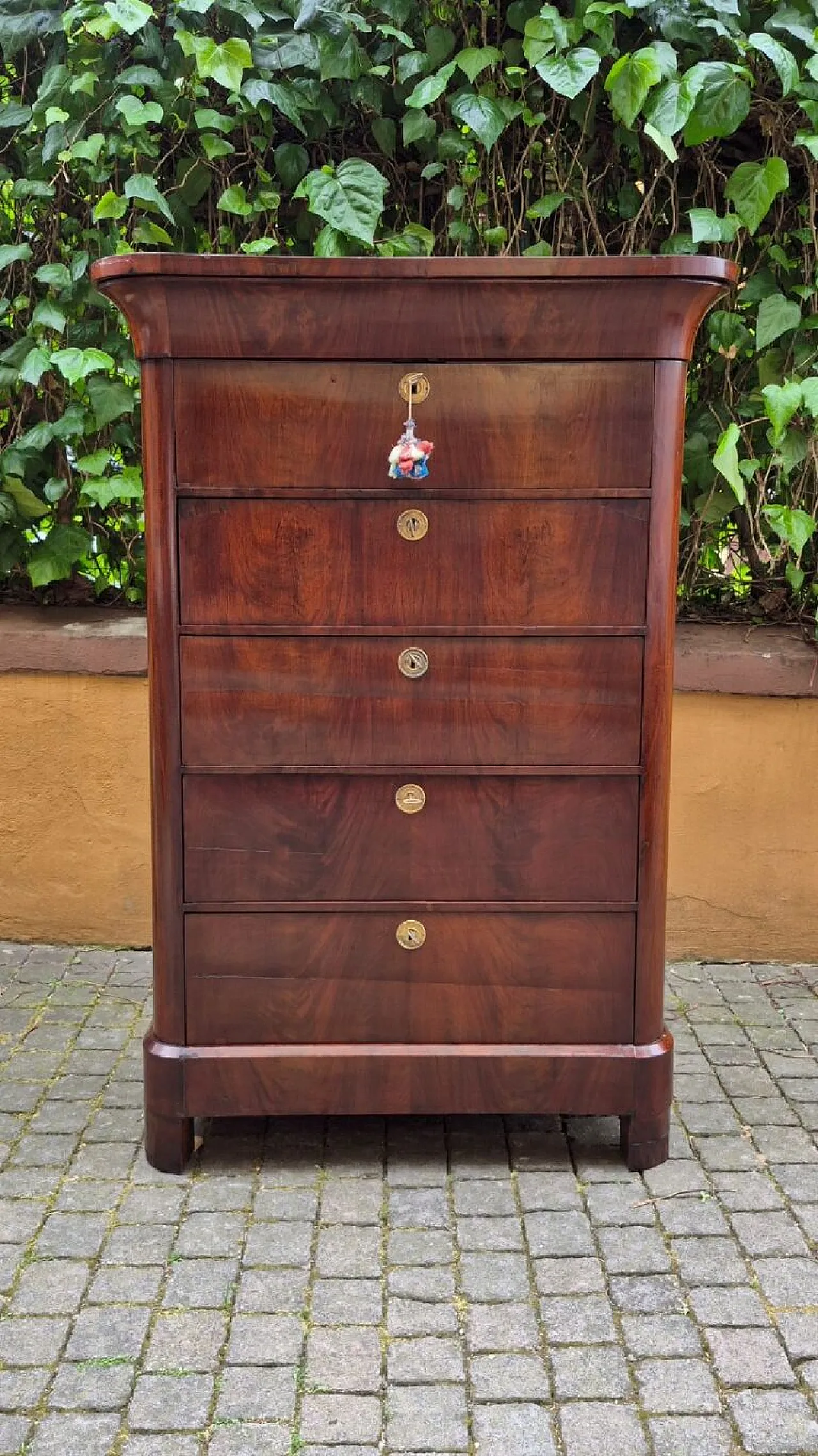 Settimino lastronato in legno di mogano, metà '800 1