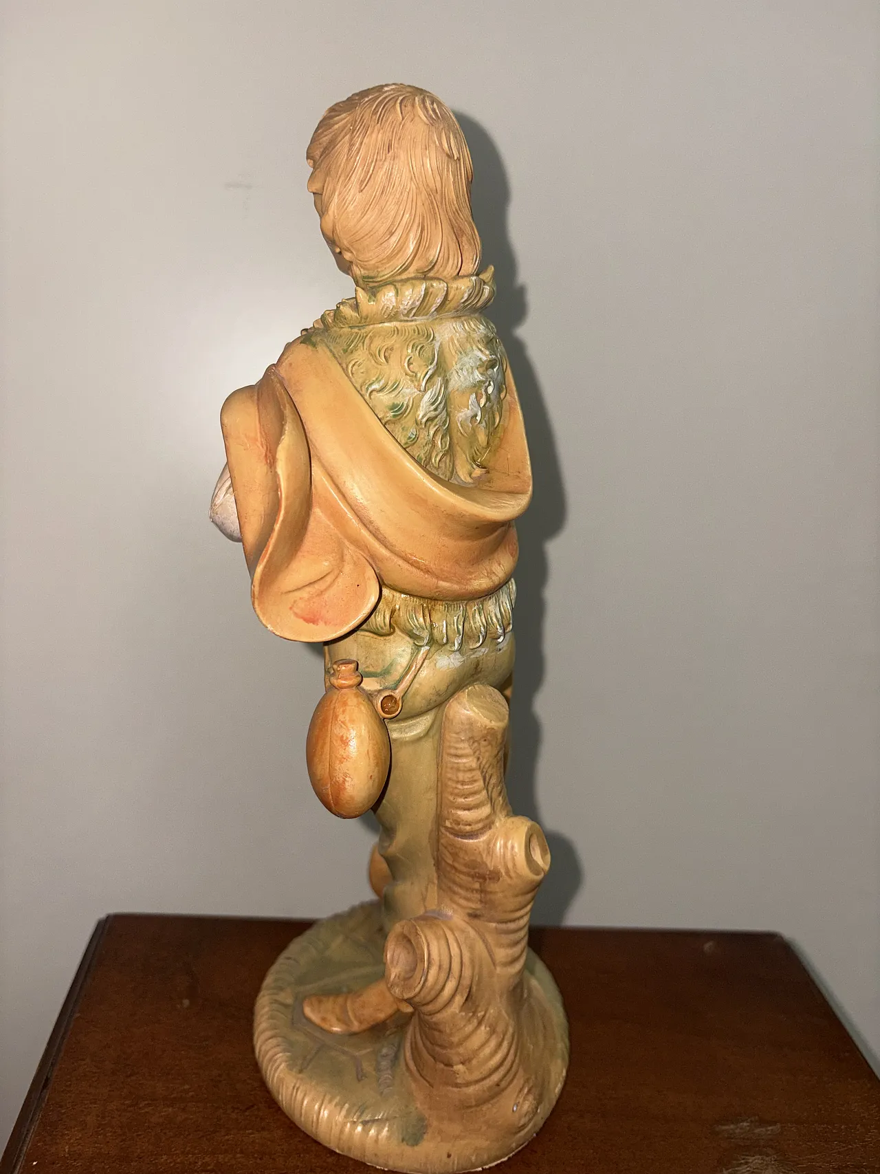 Pifferaio in plastica dura, metà '900 3